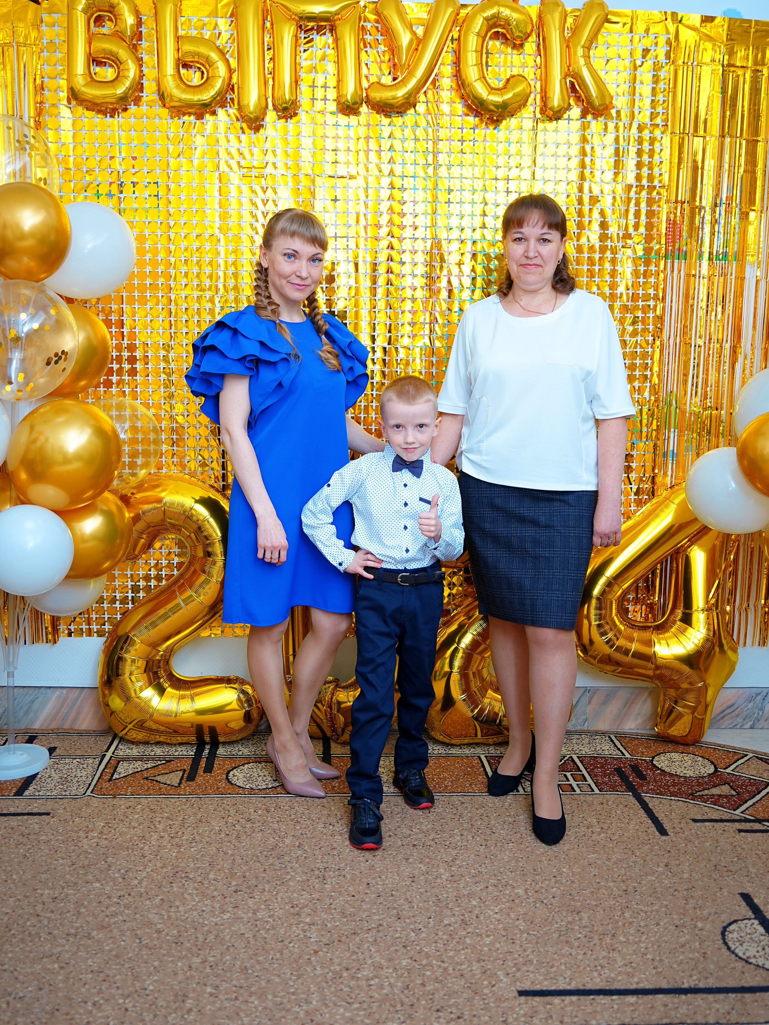 Фотосъемка видеосъёмка фотограф видеооператор новогодних утренников  в. Фотограф, видеооператор Нина Коршунова