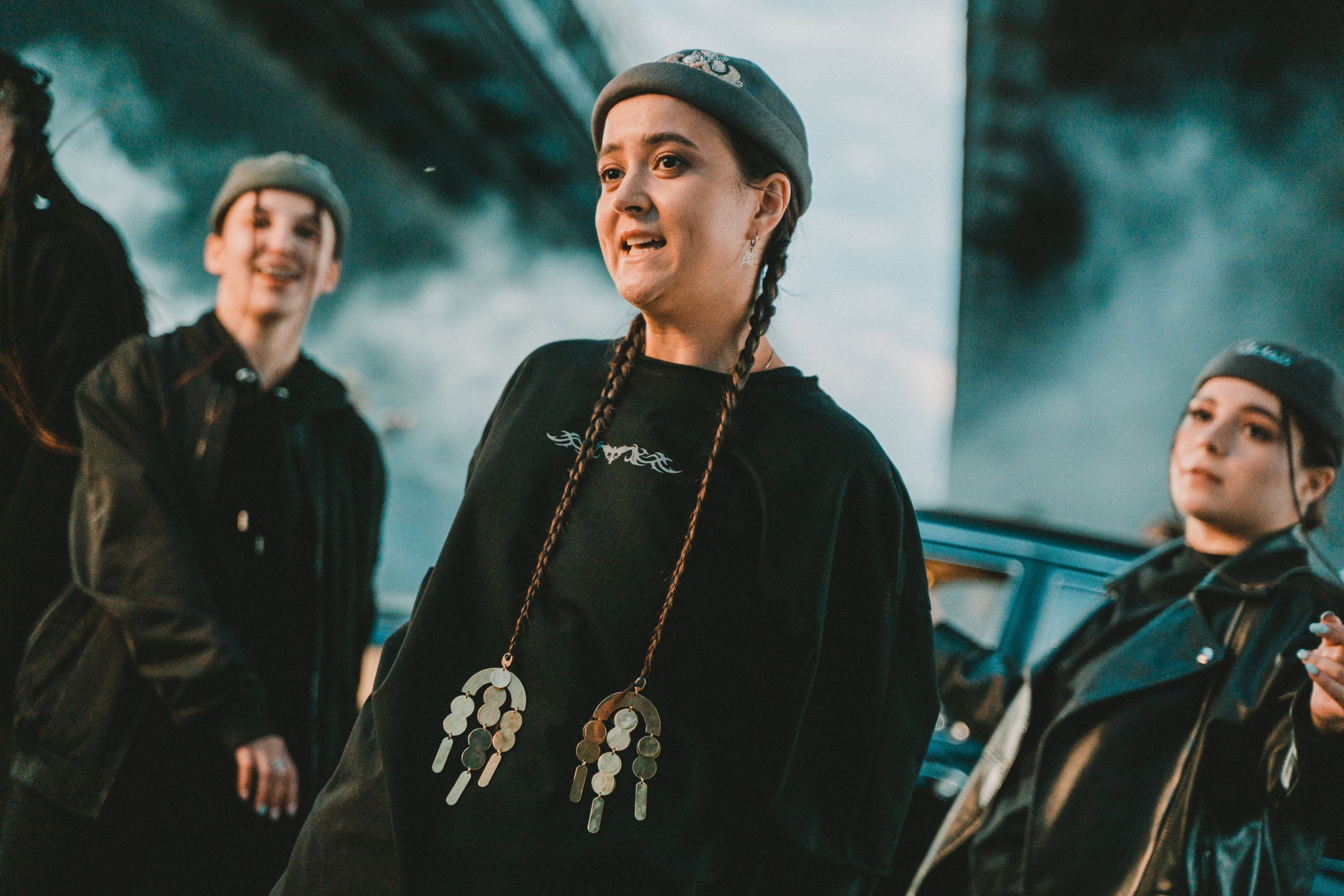 Бэкстейдж съемок клипа «Шулай». Главная