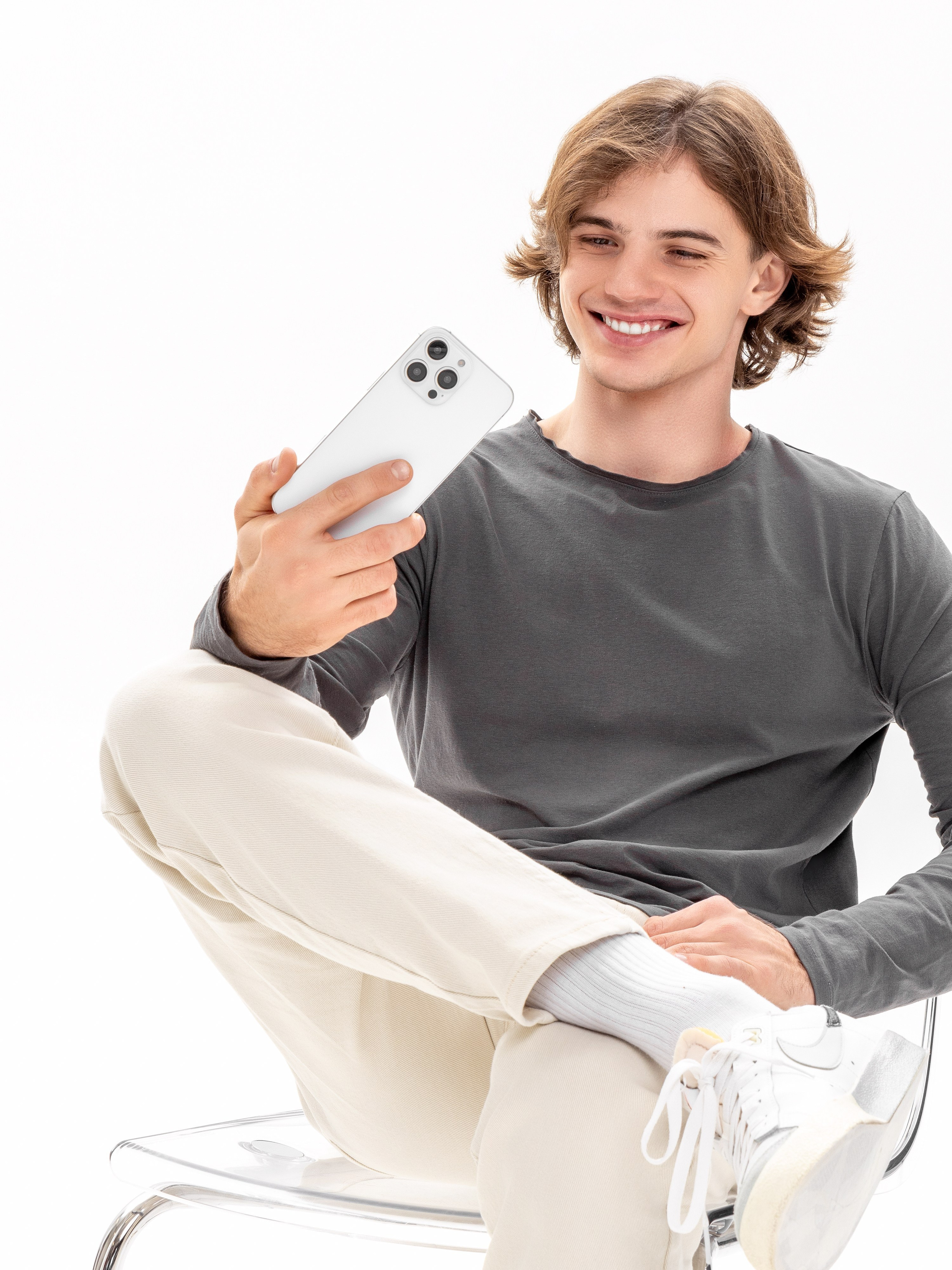 Одежда в экстерьере и на циклораме. Предметная фото и видеосъемка в Краснодаре | Профессиональные продающие фото