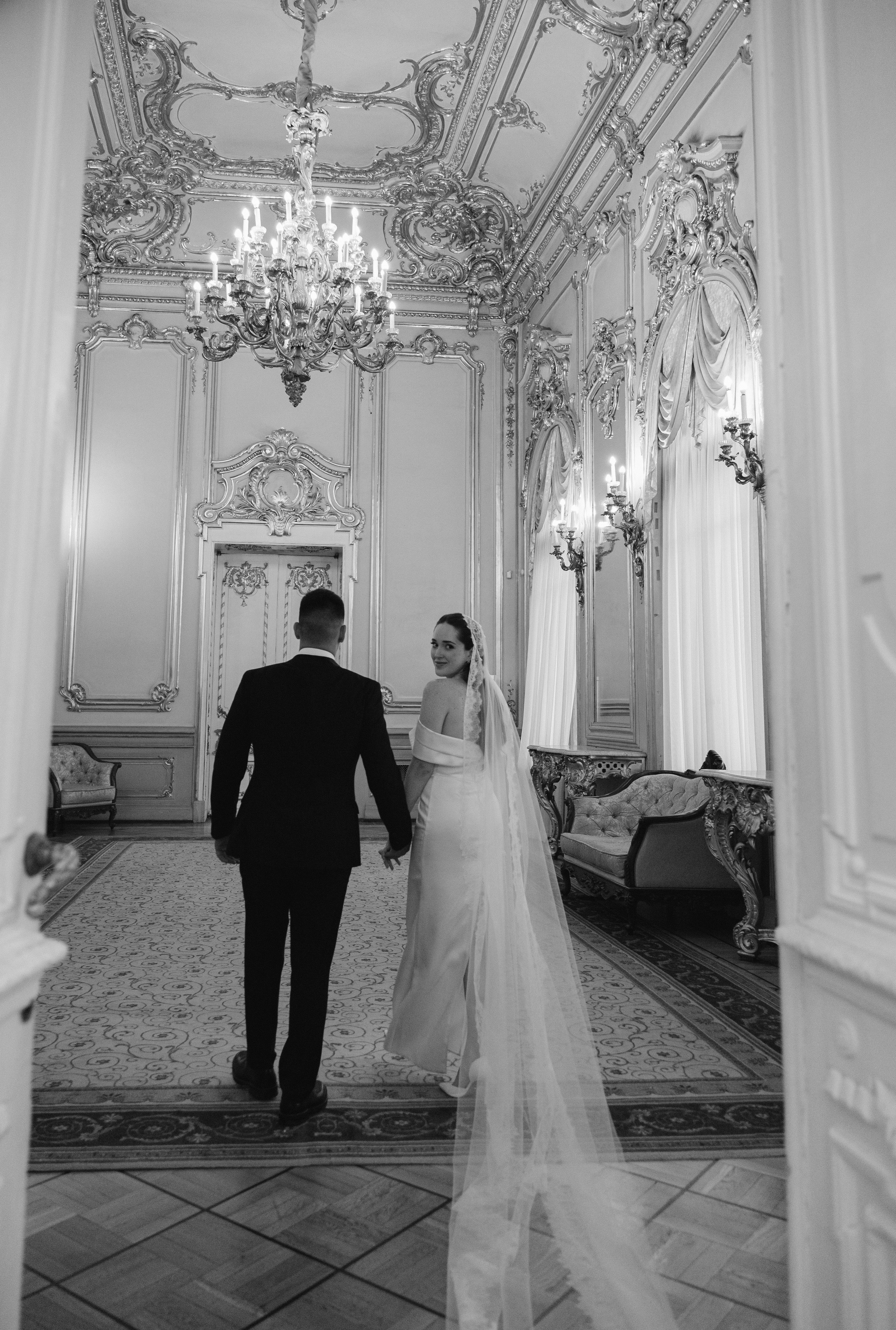 Камилла и Равиль. Загс и прогулка. Свадебный фотограф в Санкт-Петербурге Лана Денисова