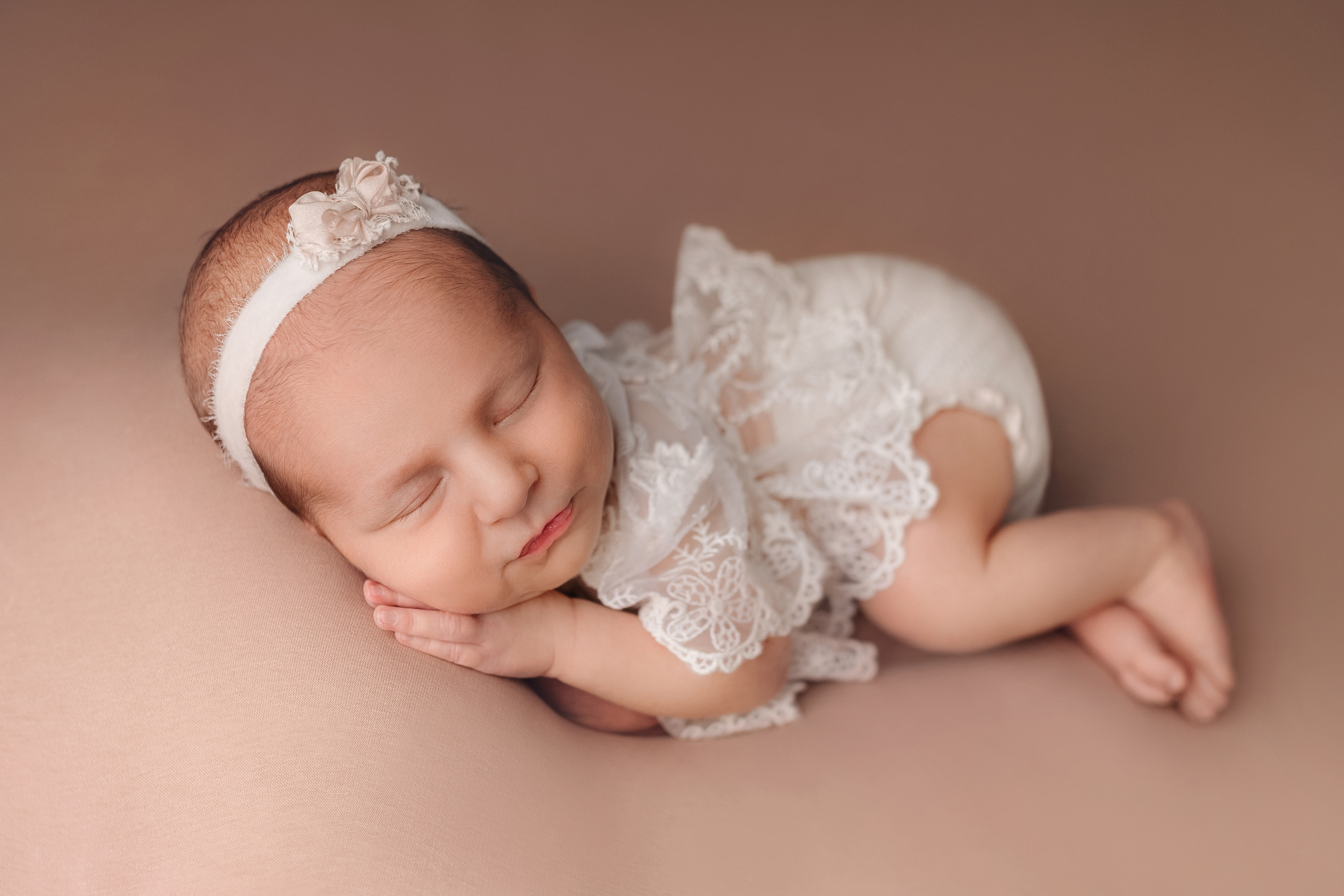 NEWBORN. Фотограф новорождённых в Ростове-на-Дону Алина Морозова