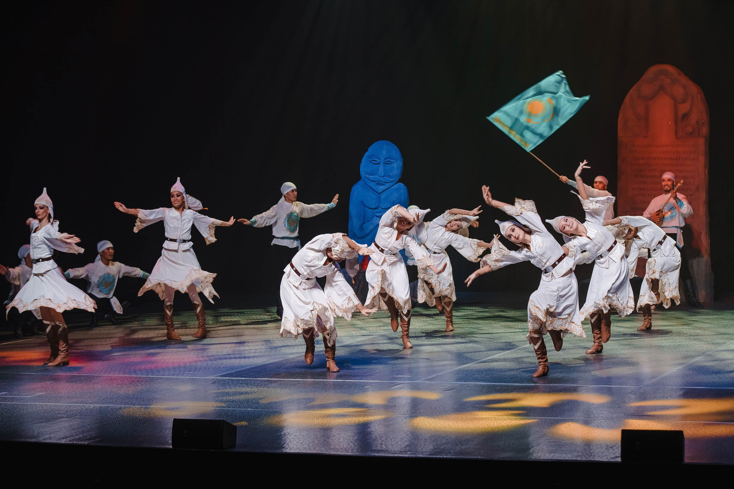 Спектакль театра танца «Наз» Туйгындар. Главная