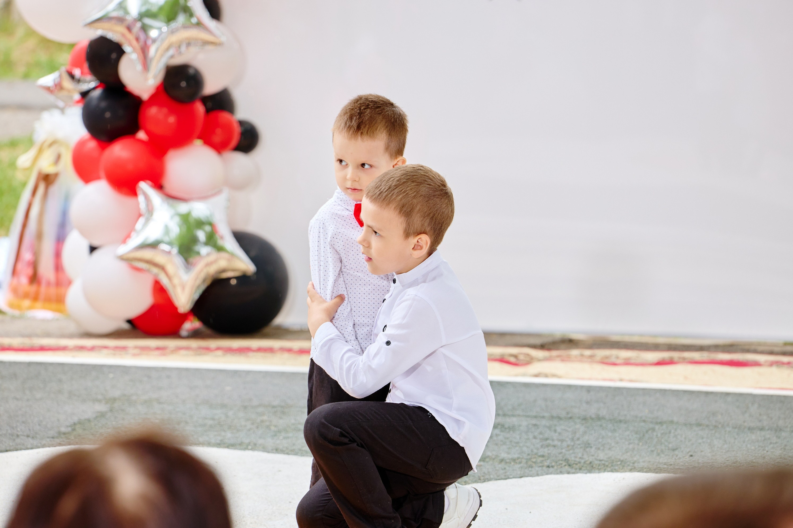 Выпускной 45 сад. Фотограф Выпускные альбомы Таганрог Сергей Коробченко
