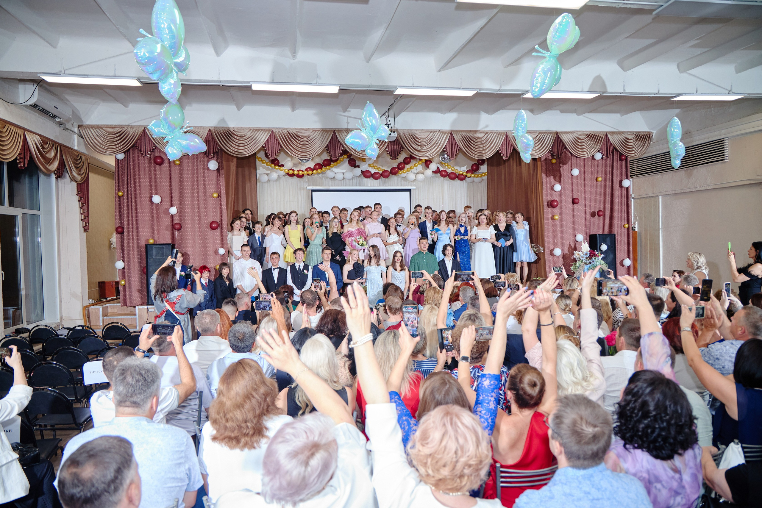 Выпускной 35 Сош. Фотограф Выпускные альбомы Таганрог Сергей Коробченко