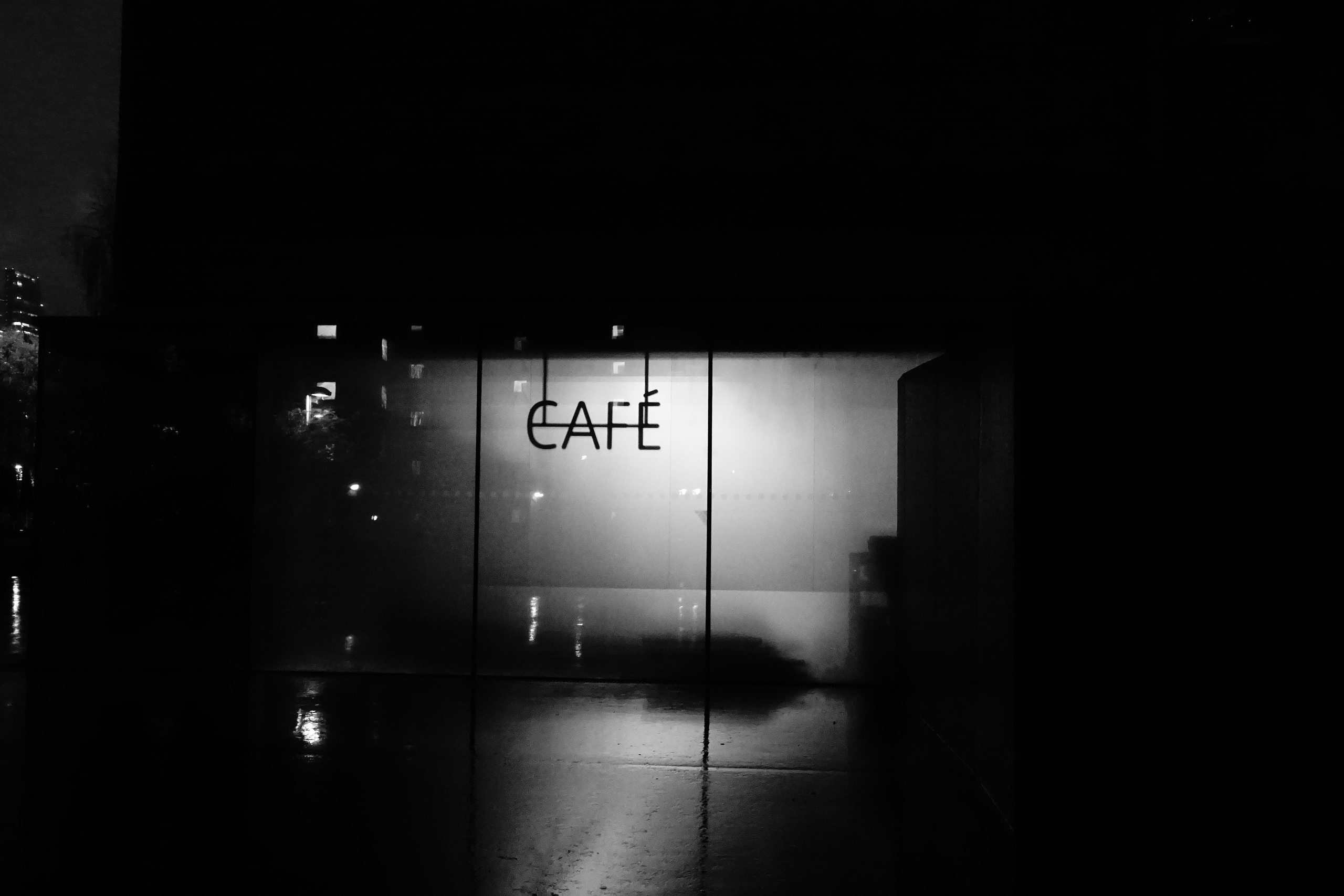 Rainy London. Documentary and reportage photographer Dima Babkin