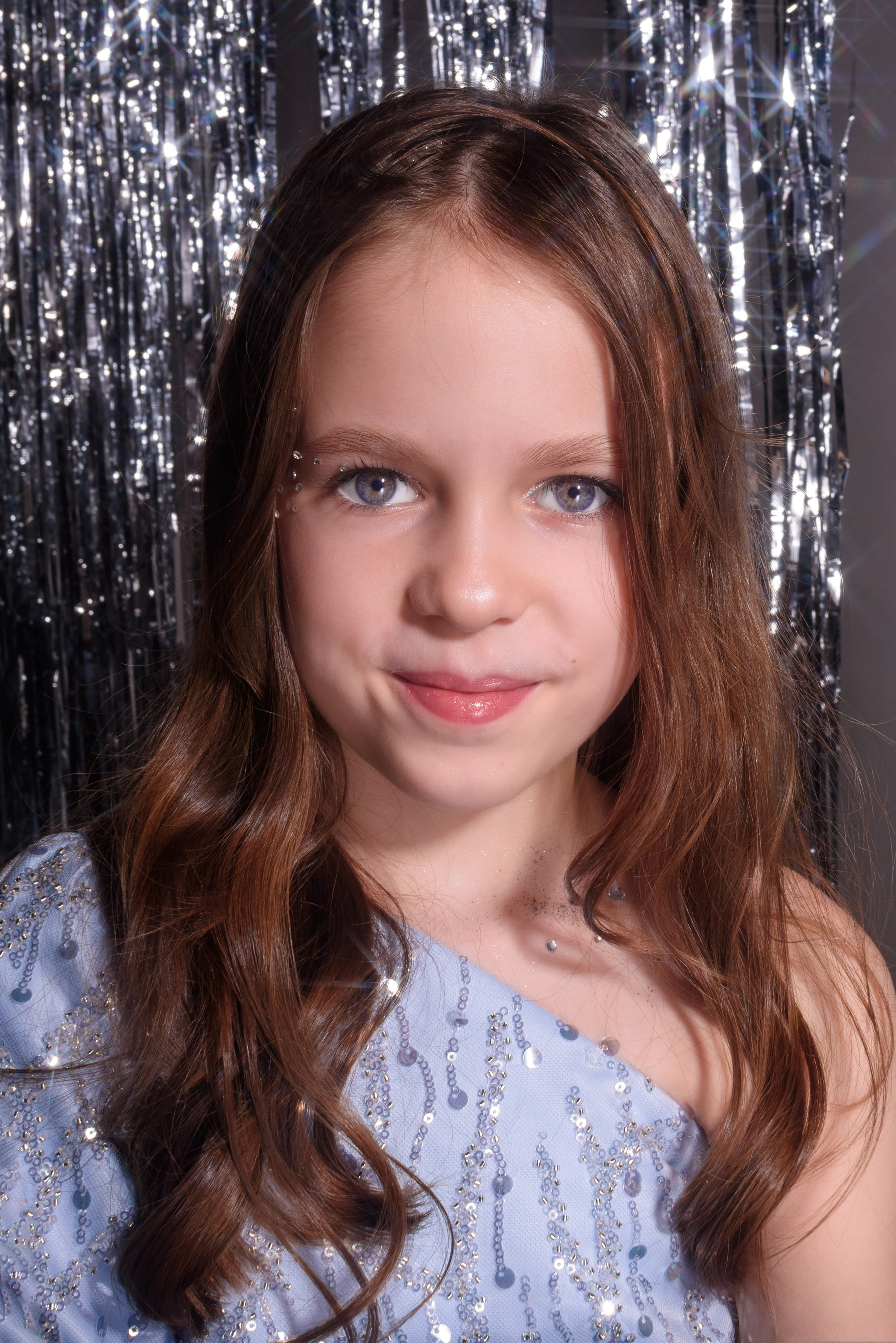 Фотодень для девочек с платьем и макияжем! Записывайтесь!. Детский студийный фотограф Сочи