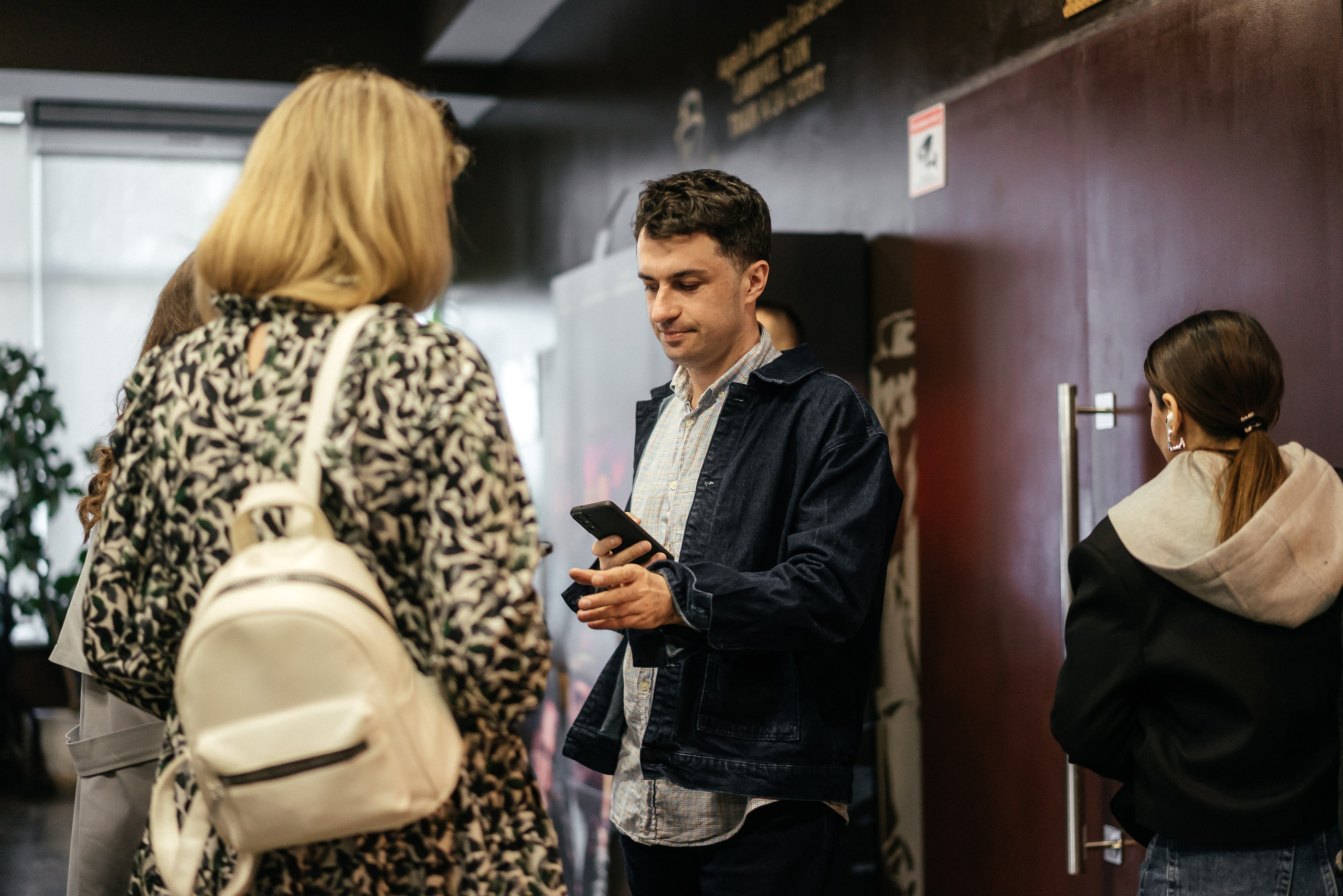 САБРАЖ | Дом импровизации. Фотограф и видеограф Смоленск | Студия Цезарь