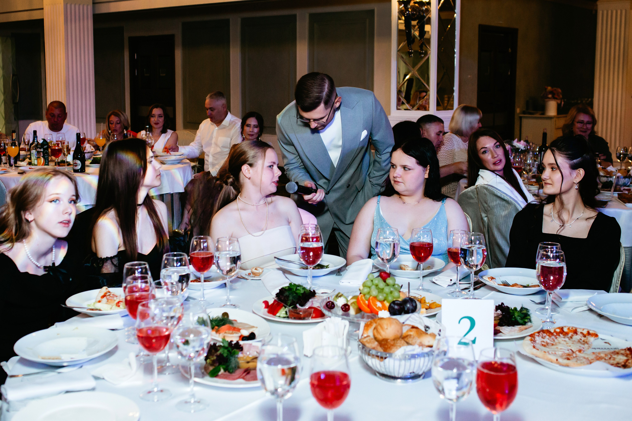 Выпускной 2025 (9класс) 124 школа. Фотограф в Челябинске Ополихина Анна