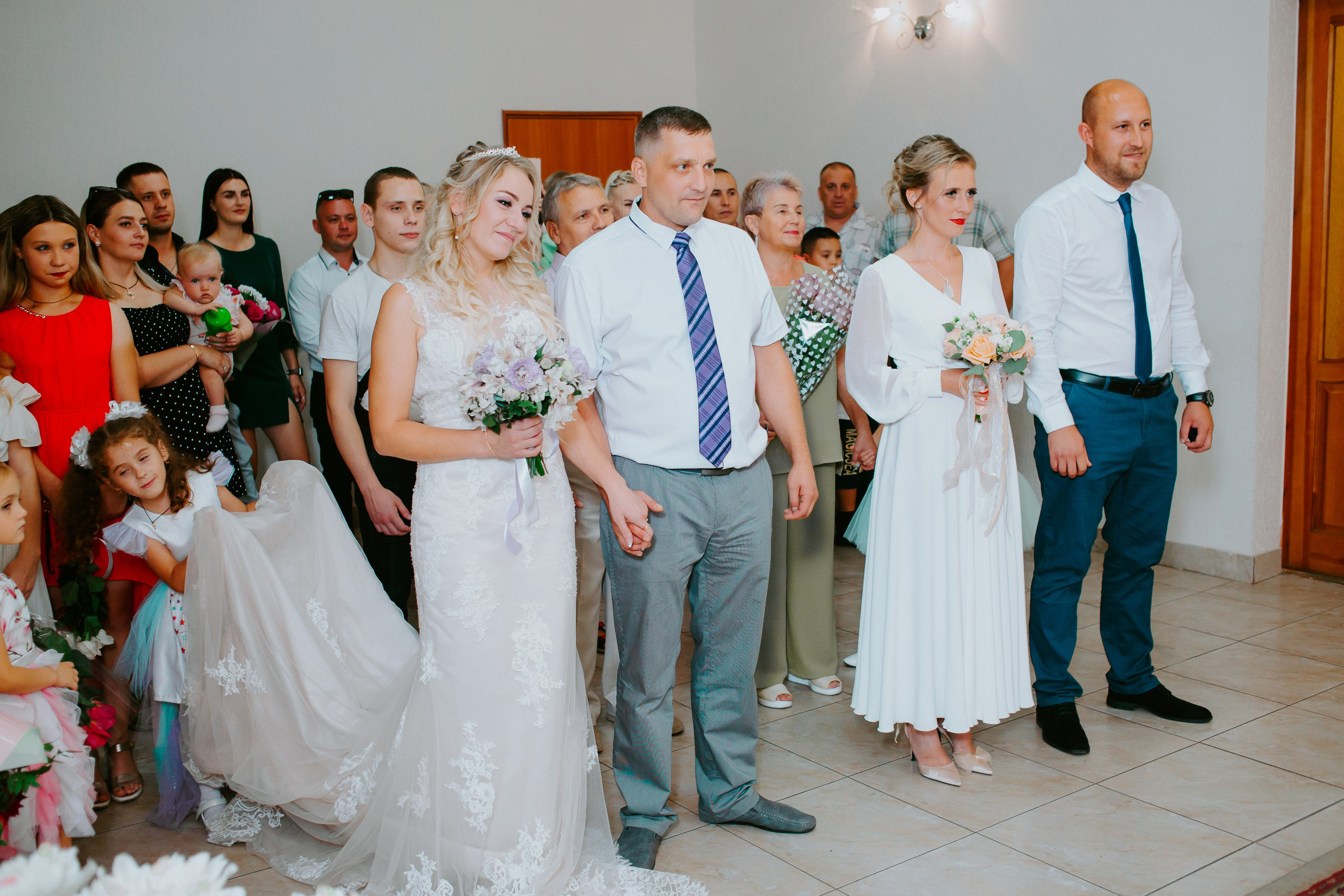 Загс и прогулка. Елена и Виктор. Фотограф в Челябинске Ополихина Анна