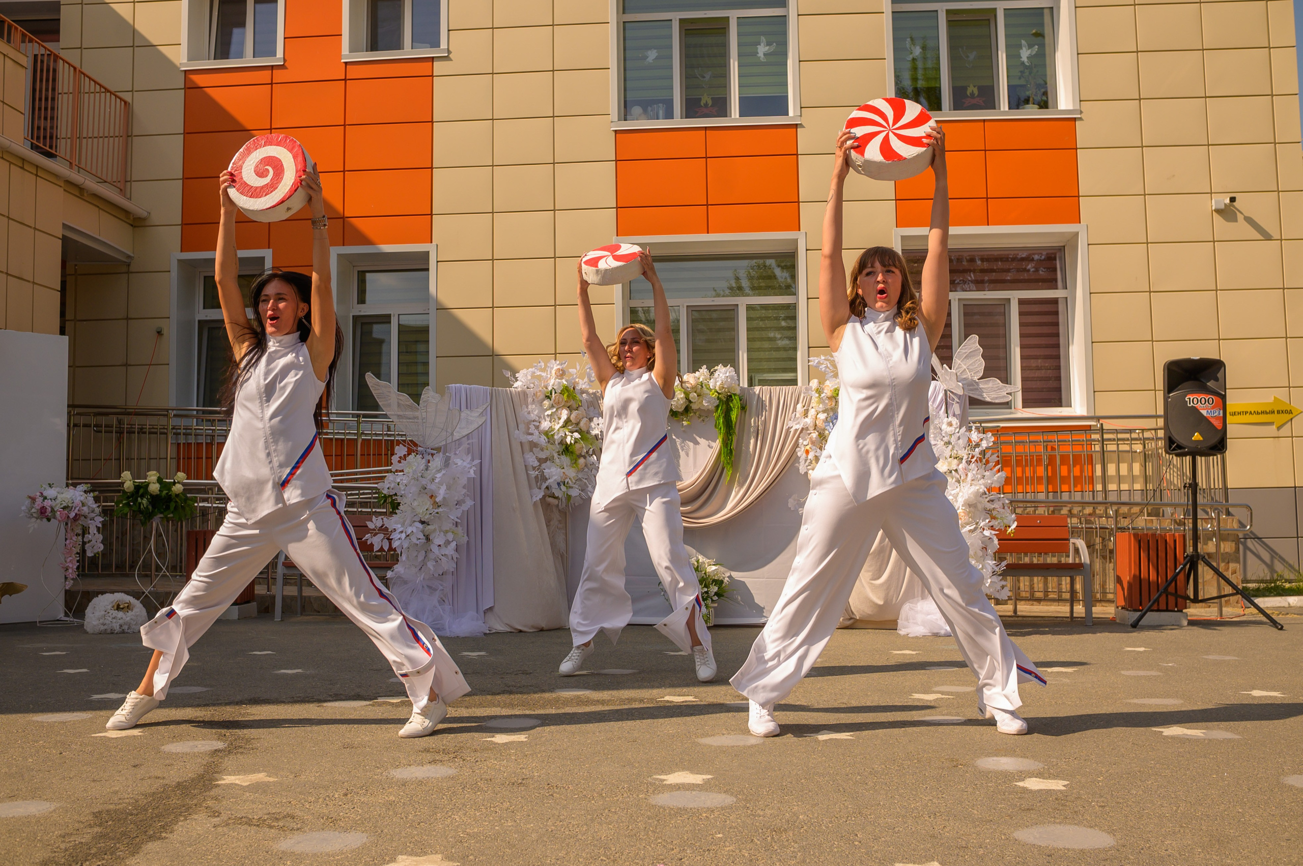 Репортаж выпускного группа «Фантазёры» 3 садик. Фотограф новорожденных, семейный детский в Тюмени Татьяна Морозова