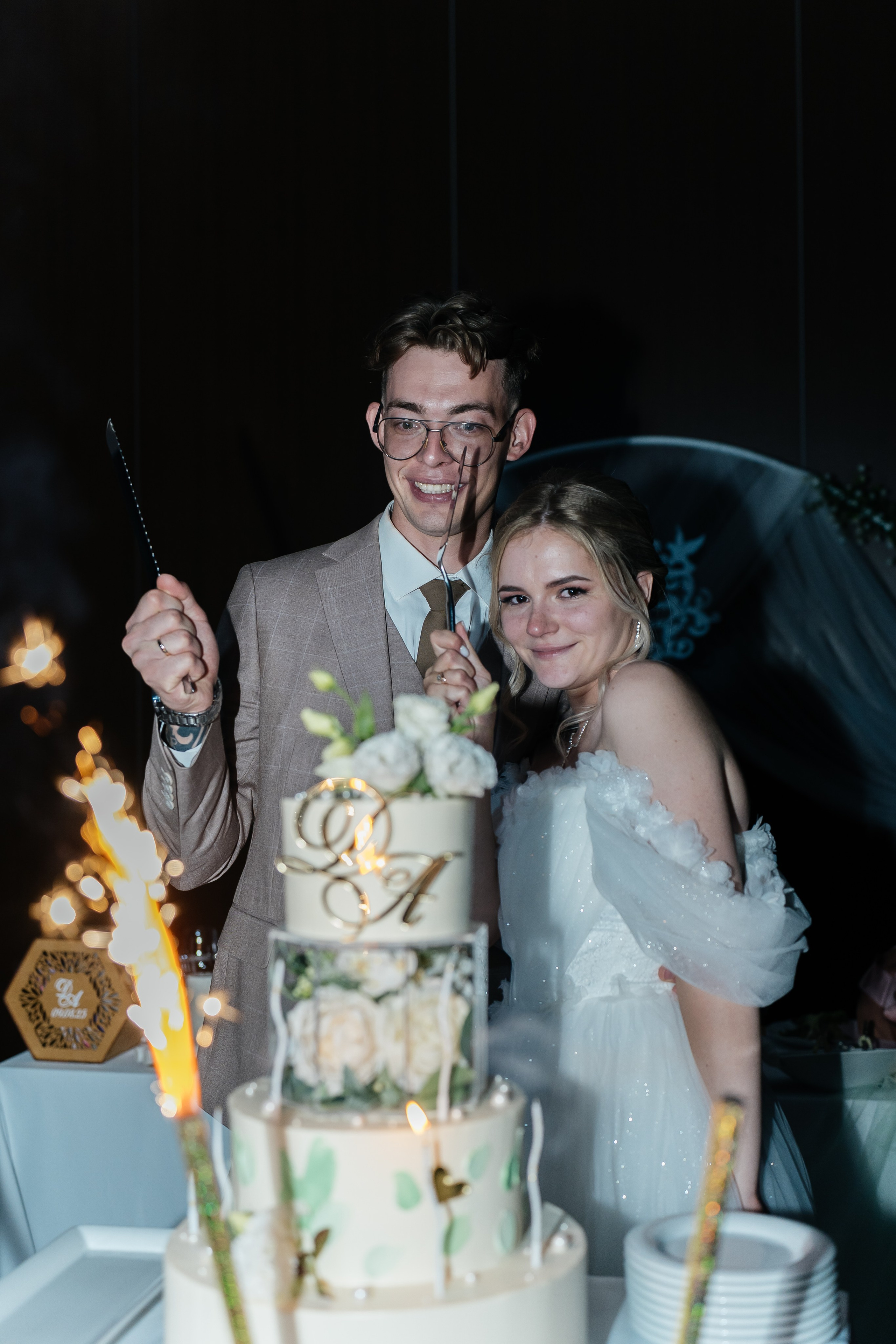 City Center. Для тех, кто не ждёт удачи, а создаёт её. Каждая фотосессия — это твой момент, твой стиль, твой успех. 📸