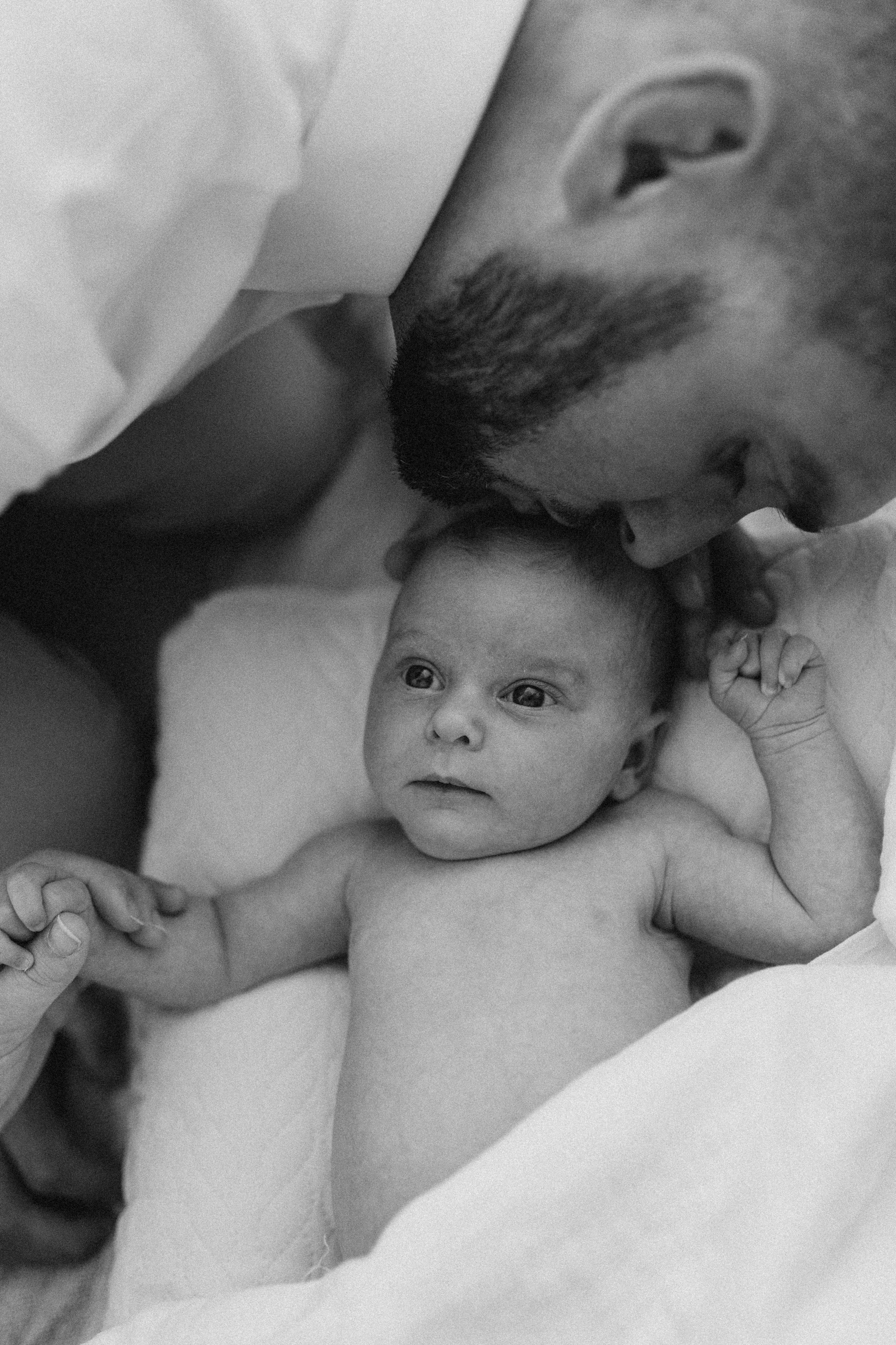 Séance newborn Sasha. Photographe des familles et enfants à Nantes et alentours