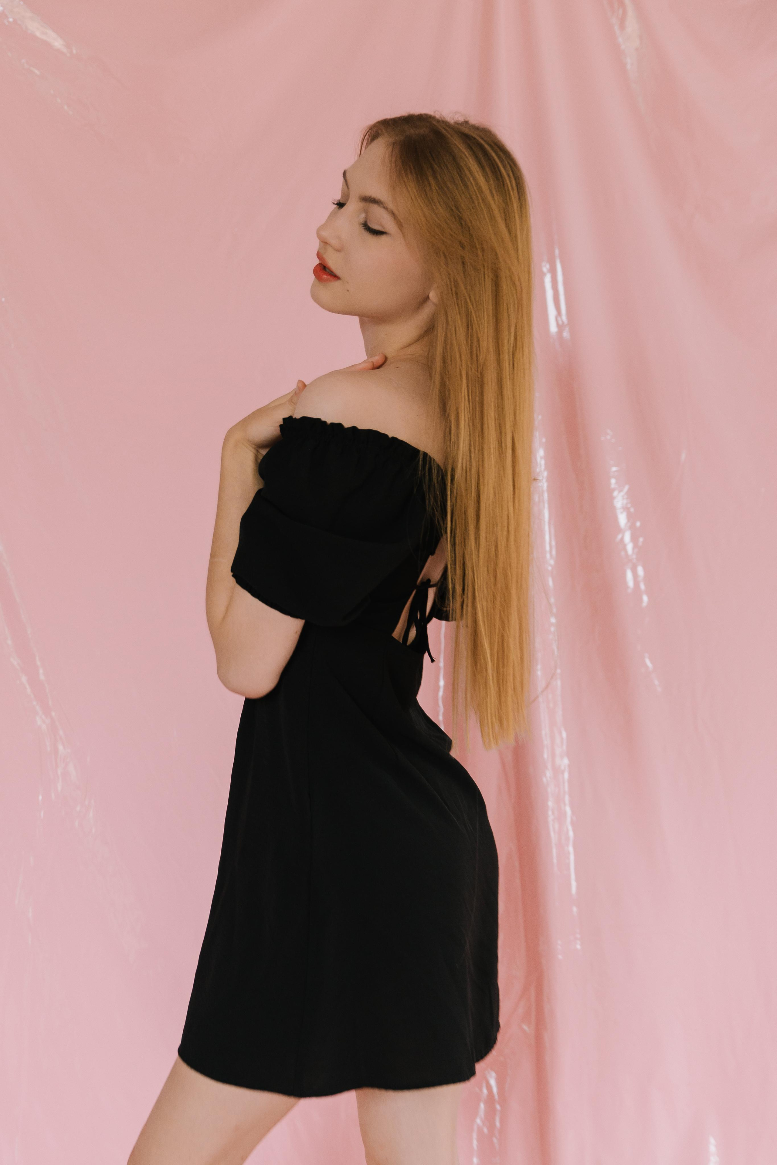 Юля. Главная