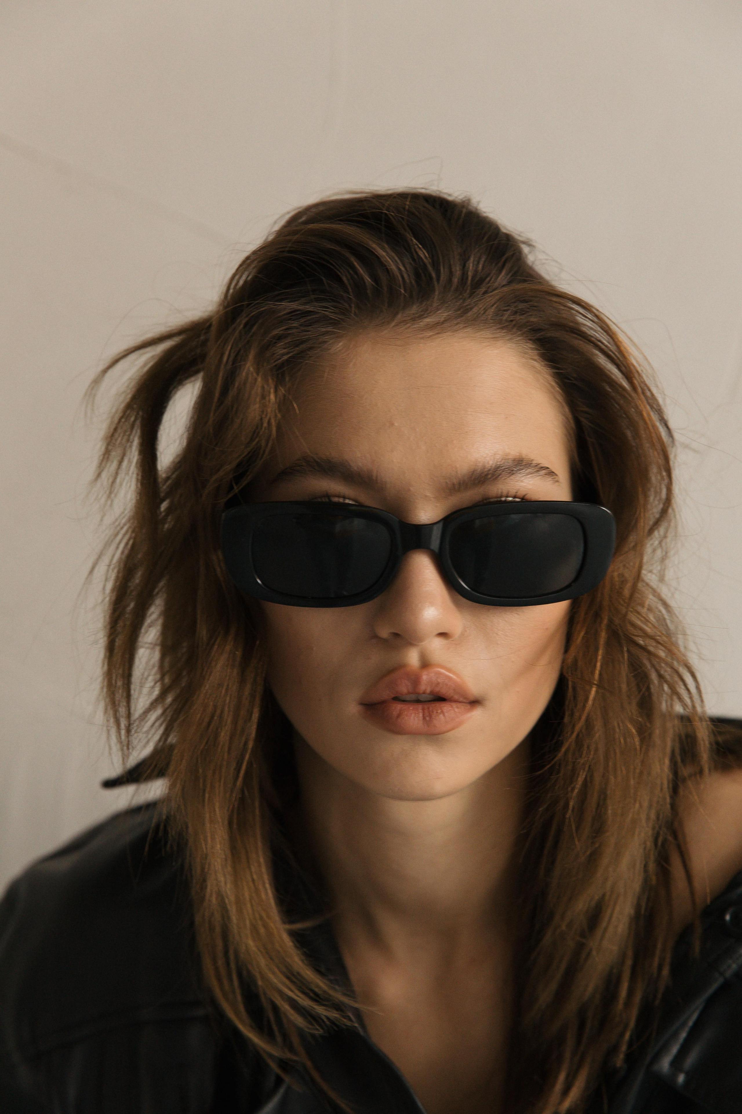 Ди. Главная