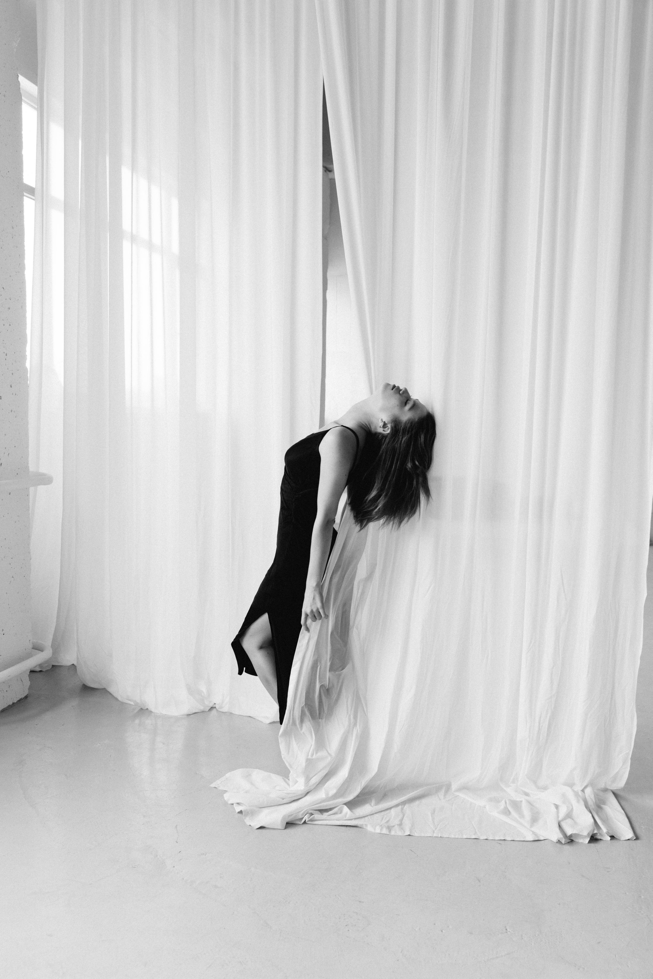 Ди. Главная