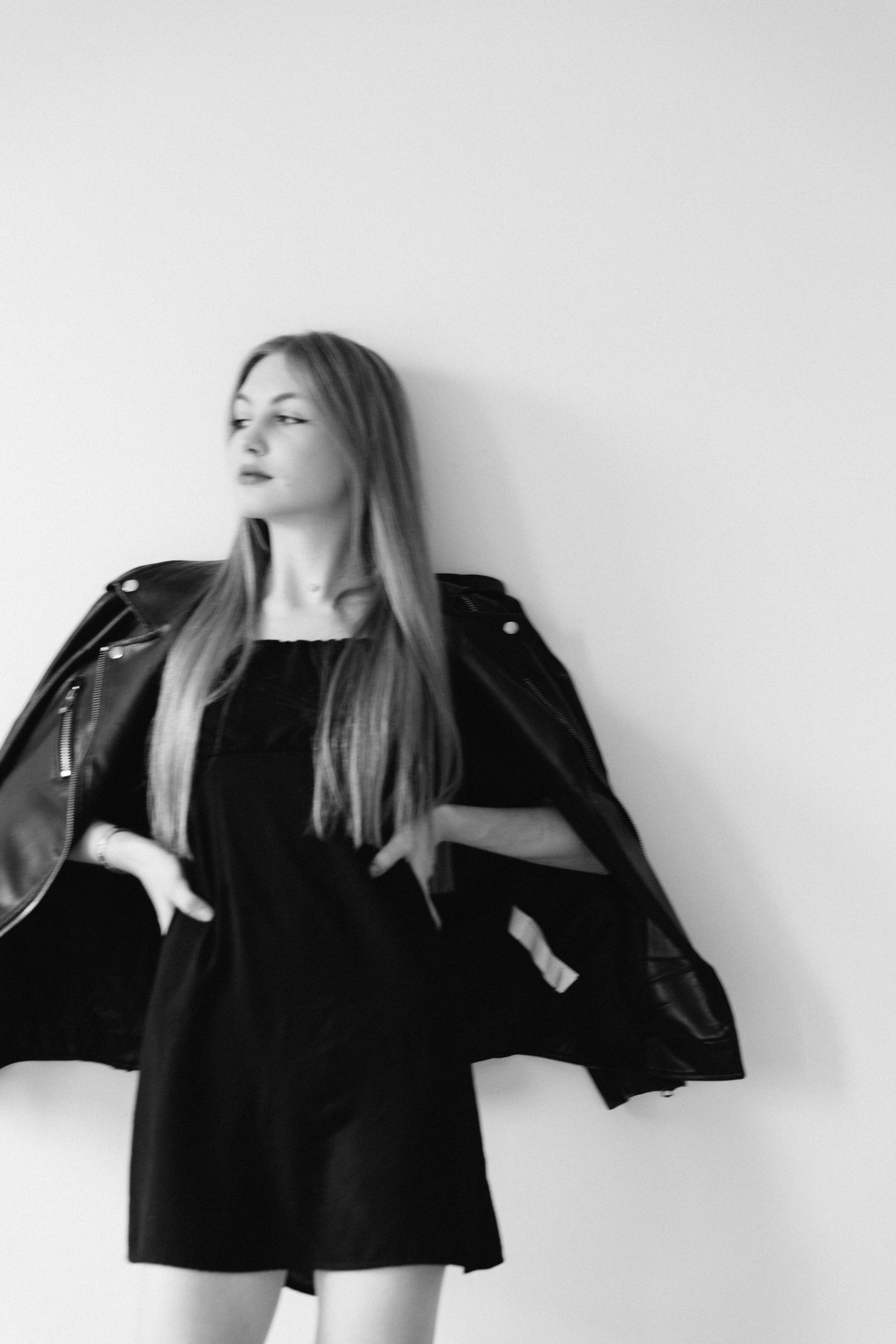 Юля. Главная