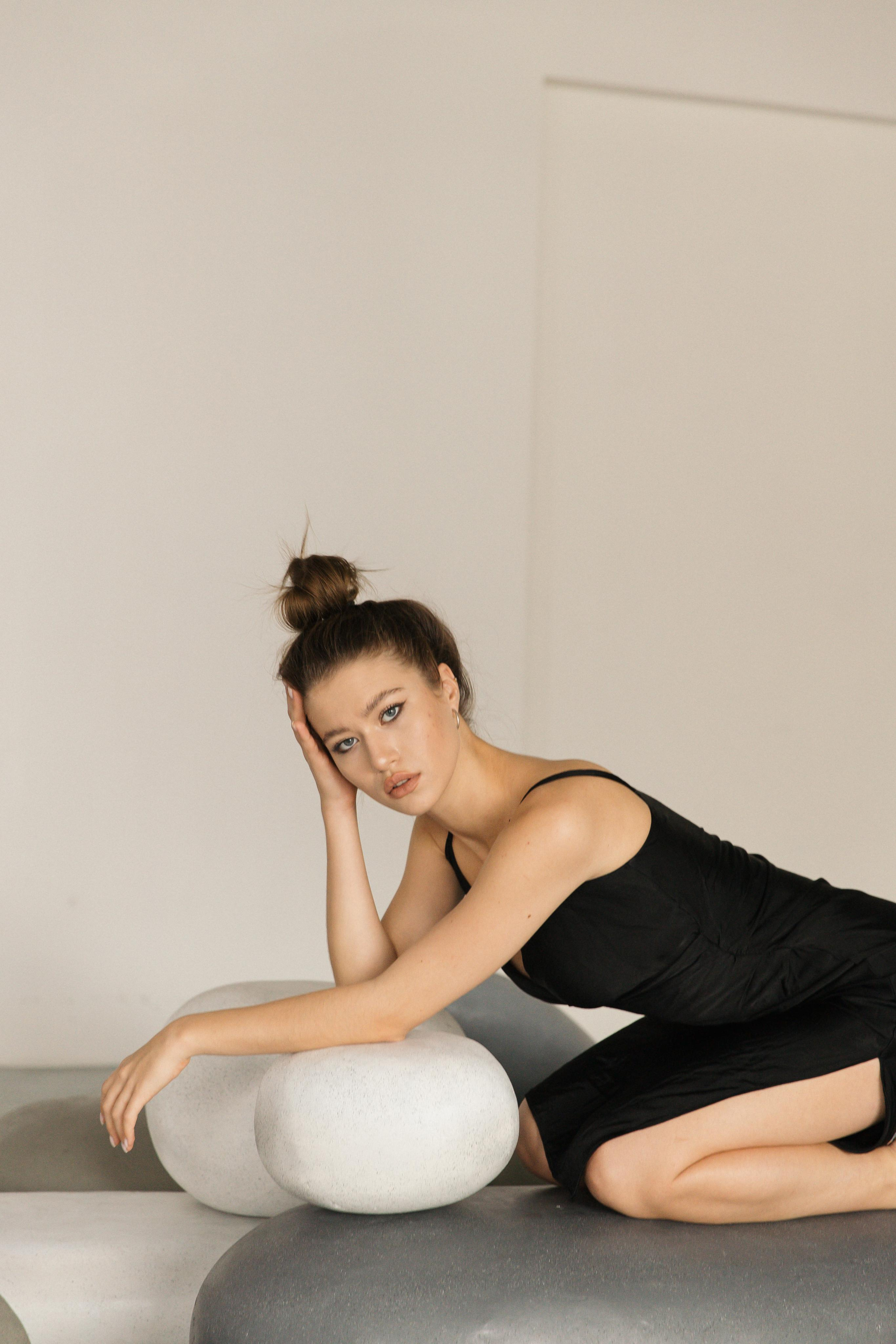 Ди. Главная