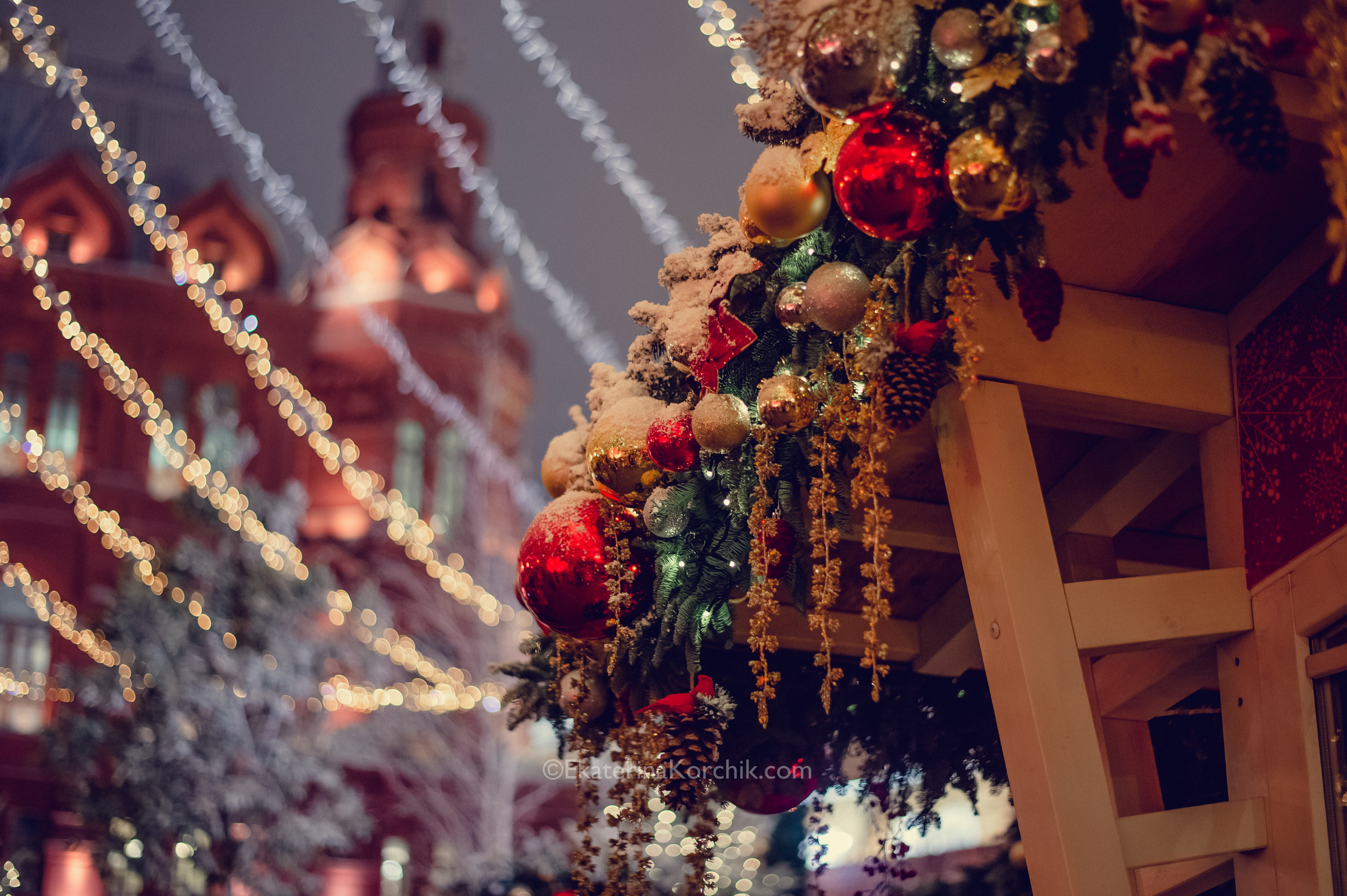 Ночная новогодняя Москва. Портретный фотограф в Москве, Московской области. Деловой портрет