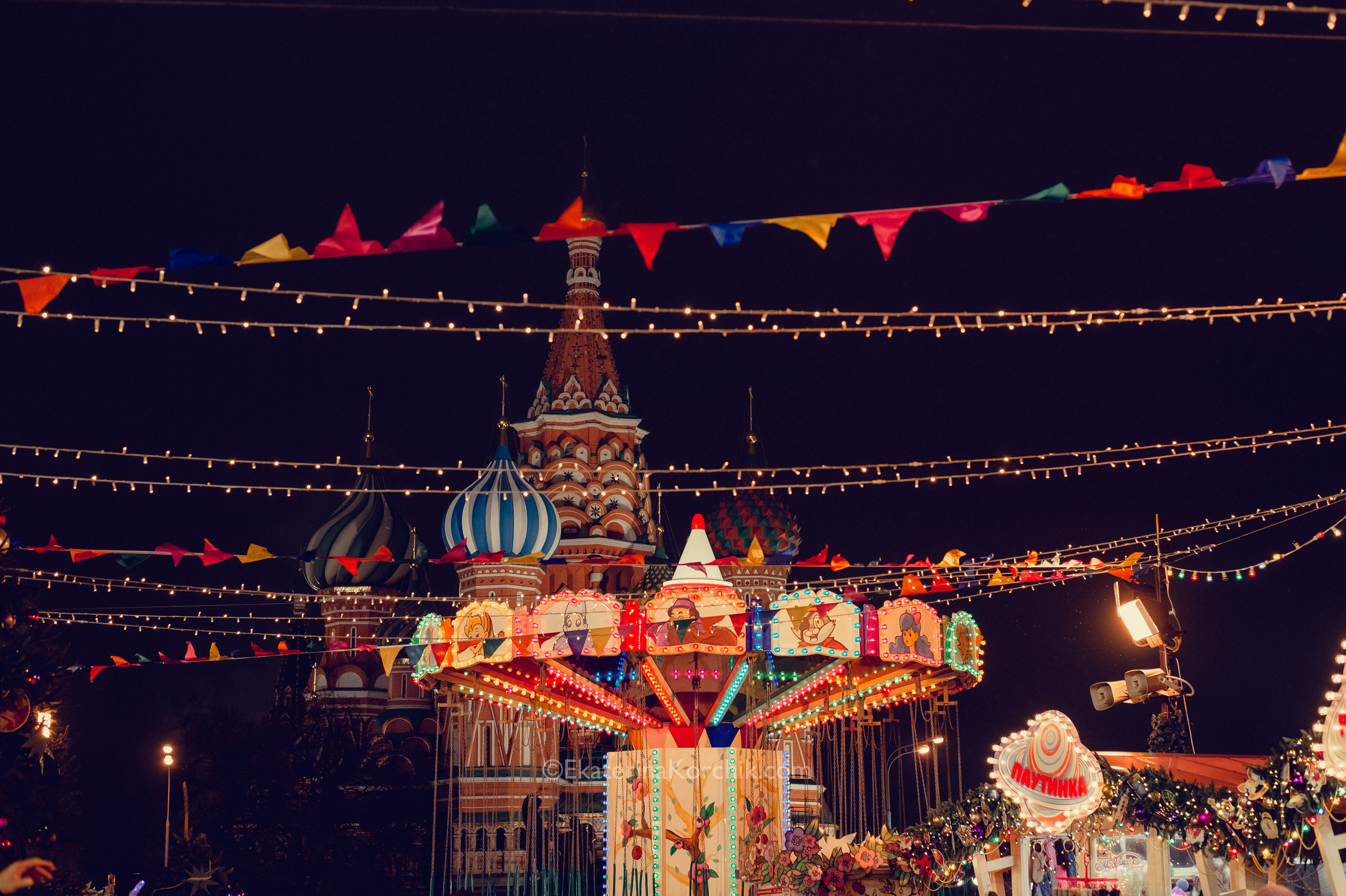 Ночная новогодняя Москва. Портретный фотограф в Москве, Московской области. Деловой портрет