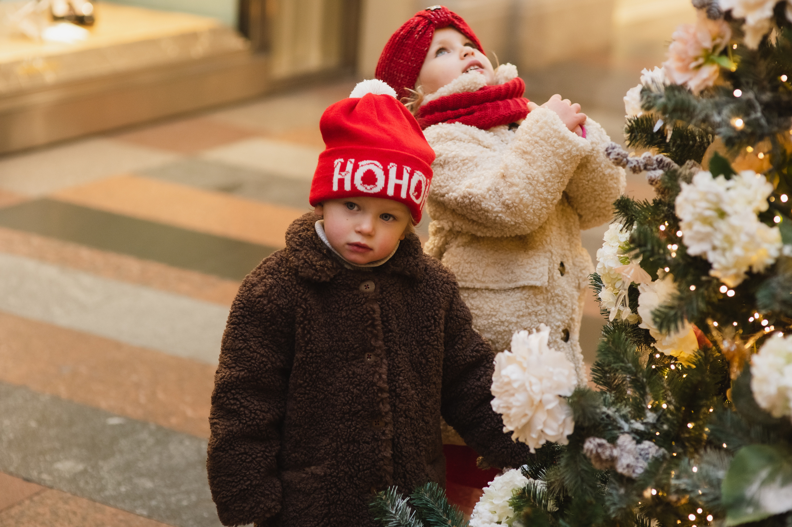 Новогодняя фотосессия на Красной площади для Екатерины и Игоря с детьми. Портретный фотограф в Москве, Московской области. Деловой портрет