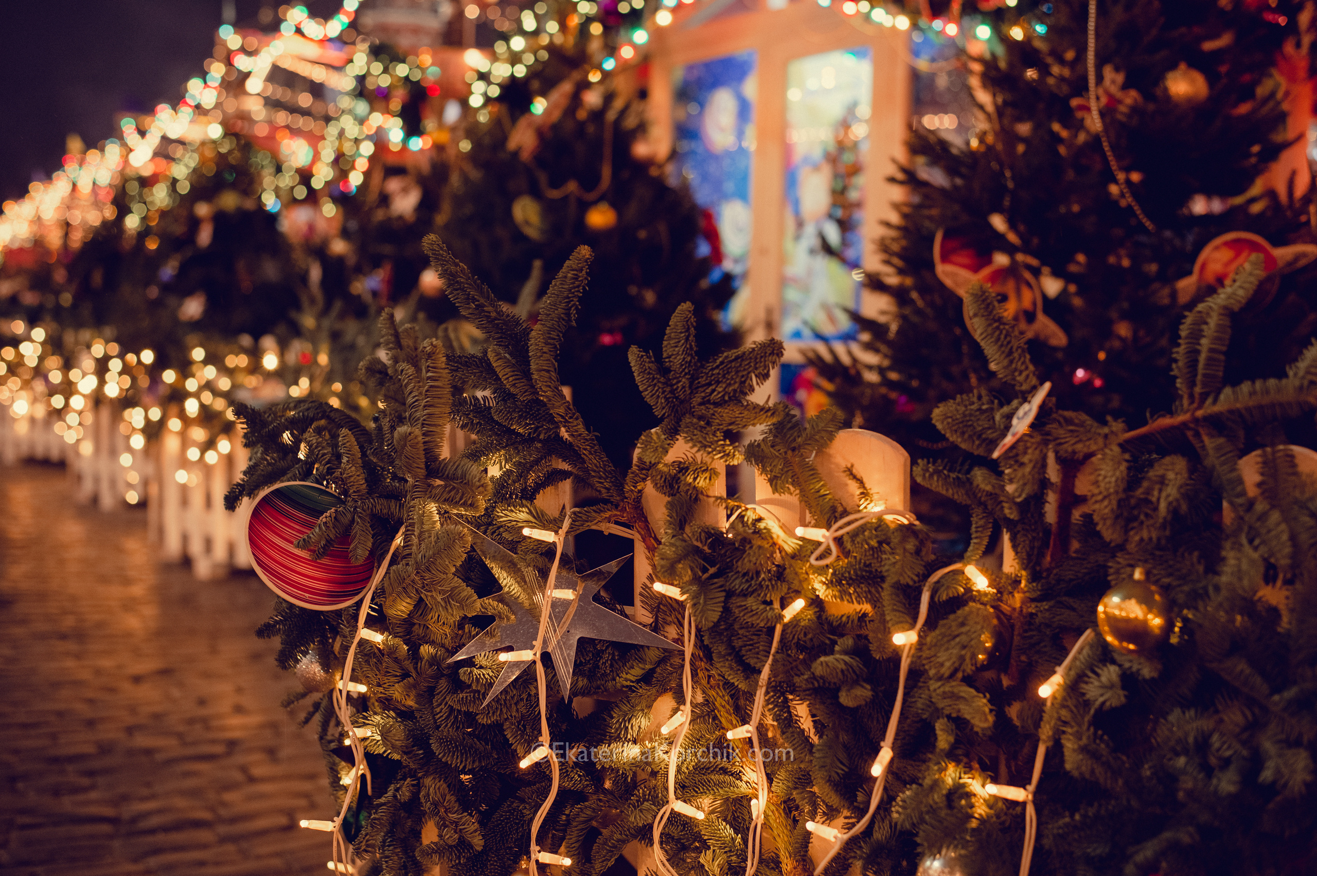 Ночная новогодняя Москва. Портретный фотограф в Москве, Московской области. Деловой портрет