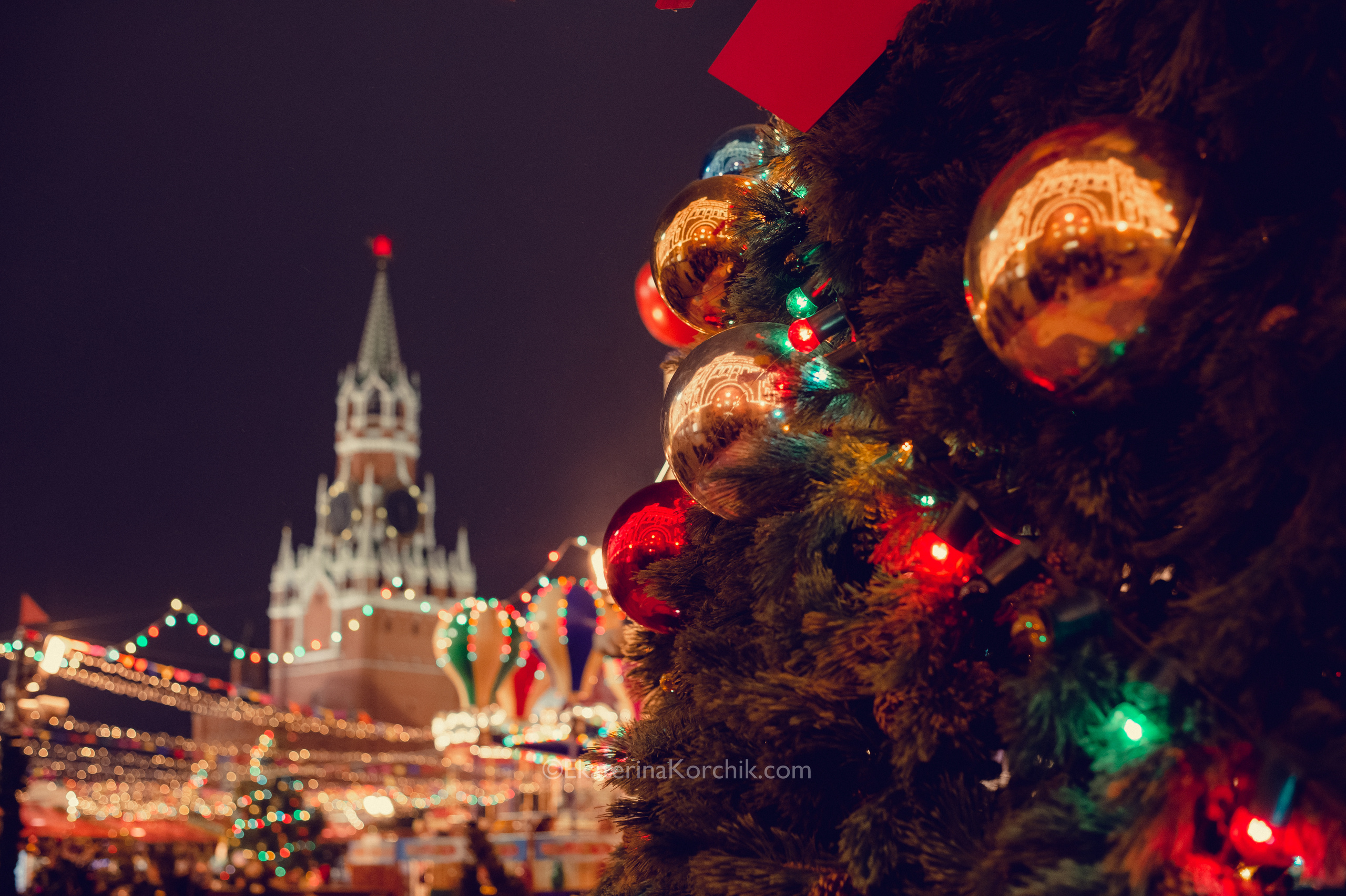 Ночная новогодняя Москва. Портретный фотограф в Москве, Московской области. Деловой портрет