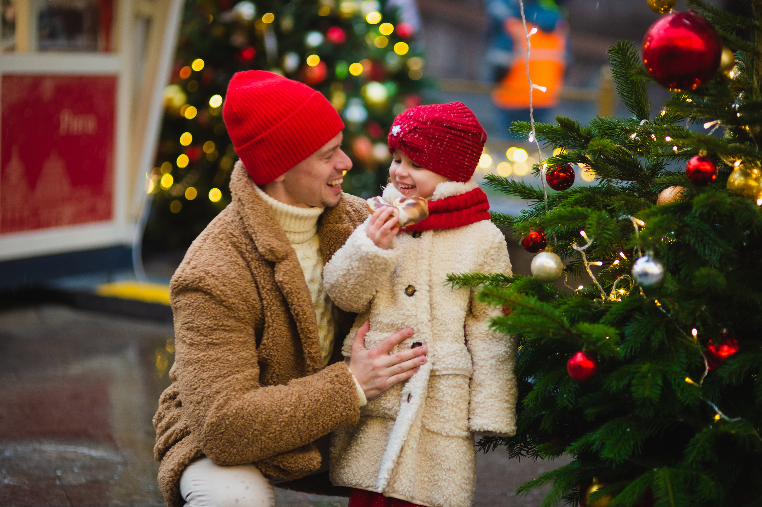 Новогодняя фотосессия на Красной площади для Екатерины и Игоря с детьми. Портретный фотограф в Москве, Московской области. Деловой портрет
