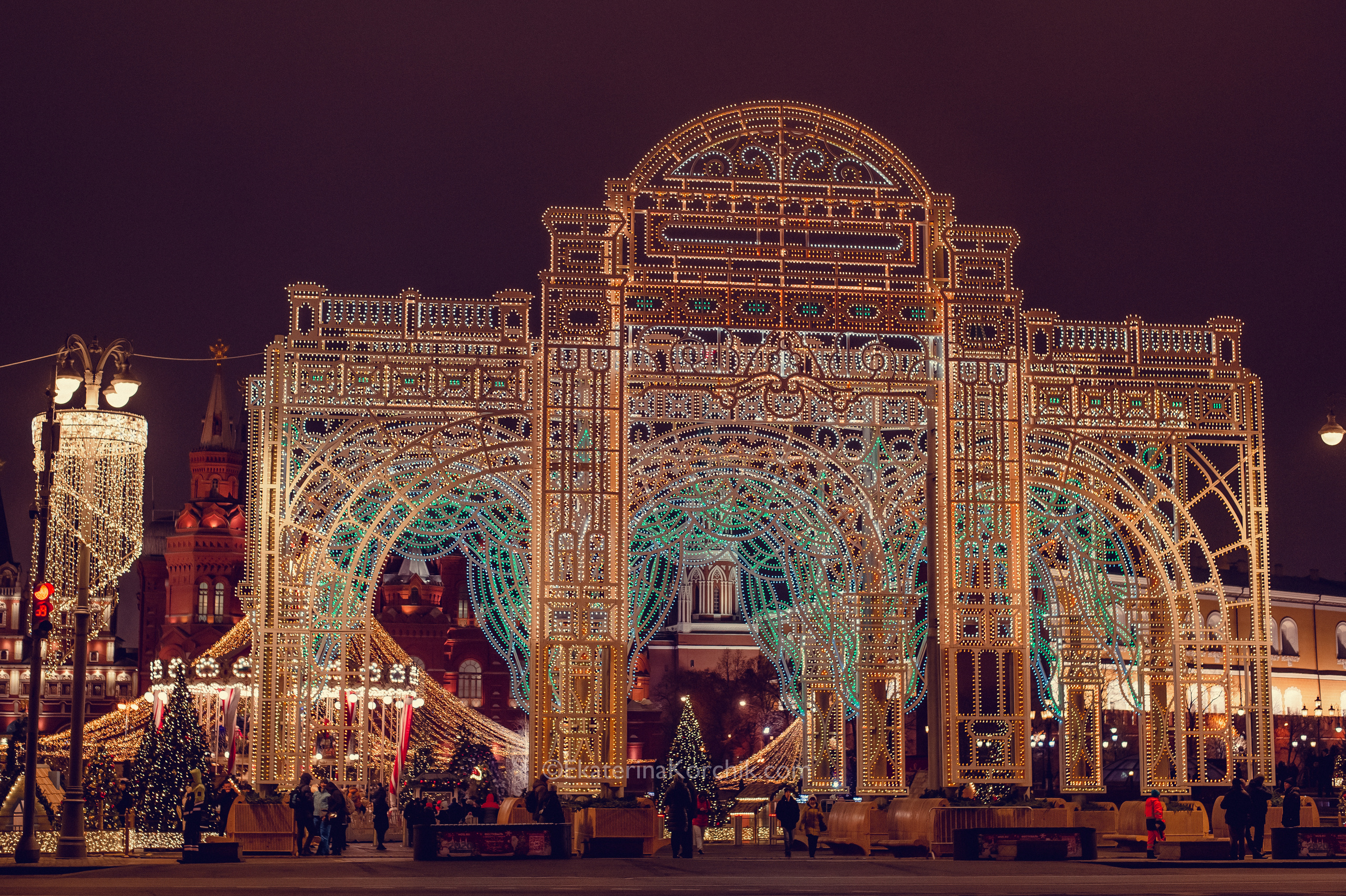 Ночная новогодняя Москва. Портретный фотограф в Москве, Московской области. Деловой портрет