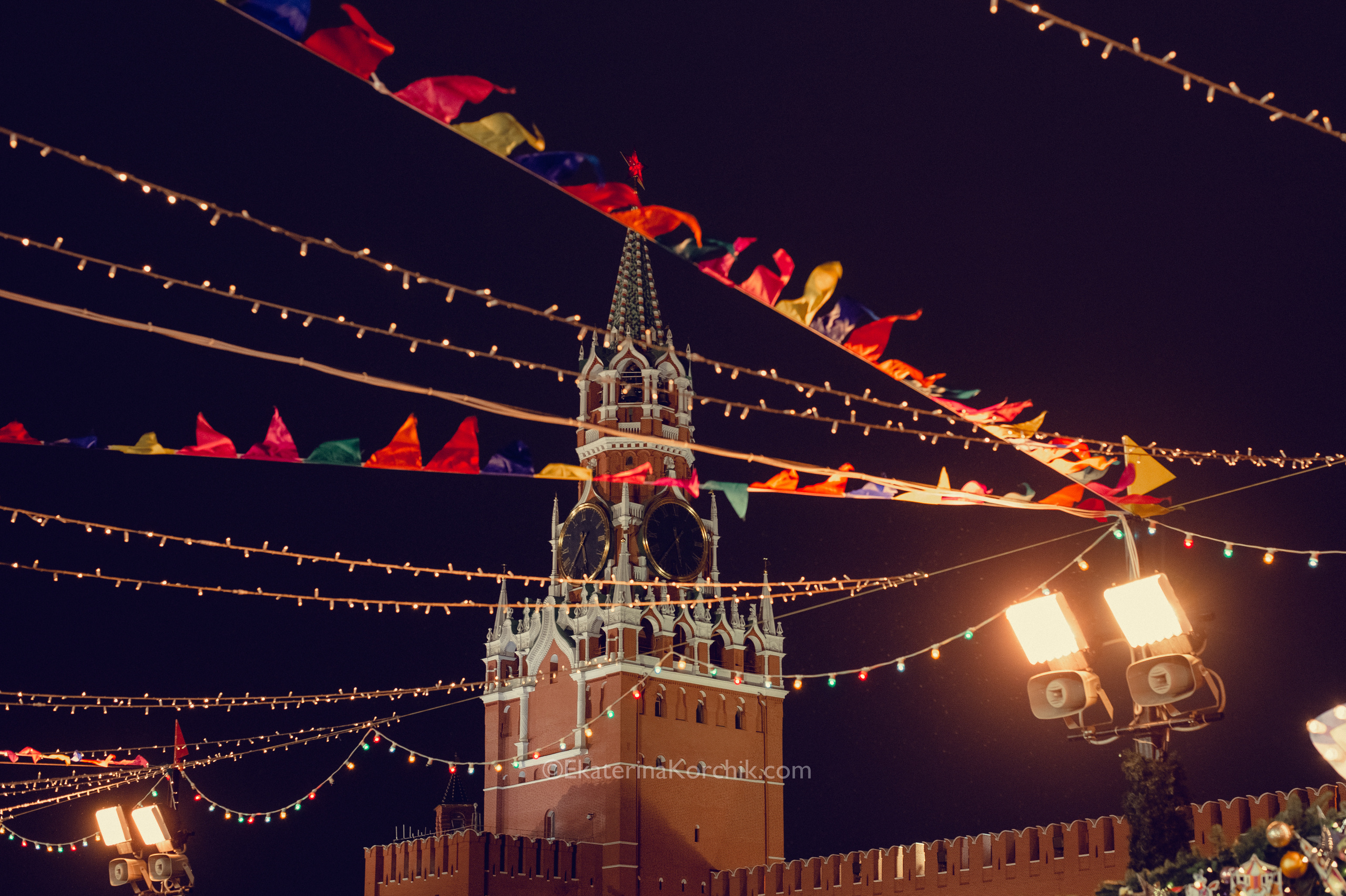 Ночная новогодняя Москва. Портретный фотограф в Москве, Московской области. Деловой портрет