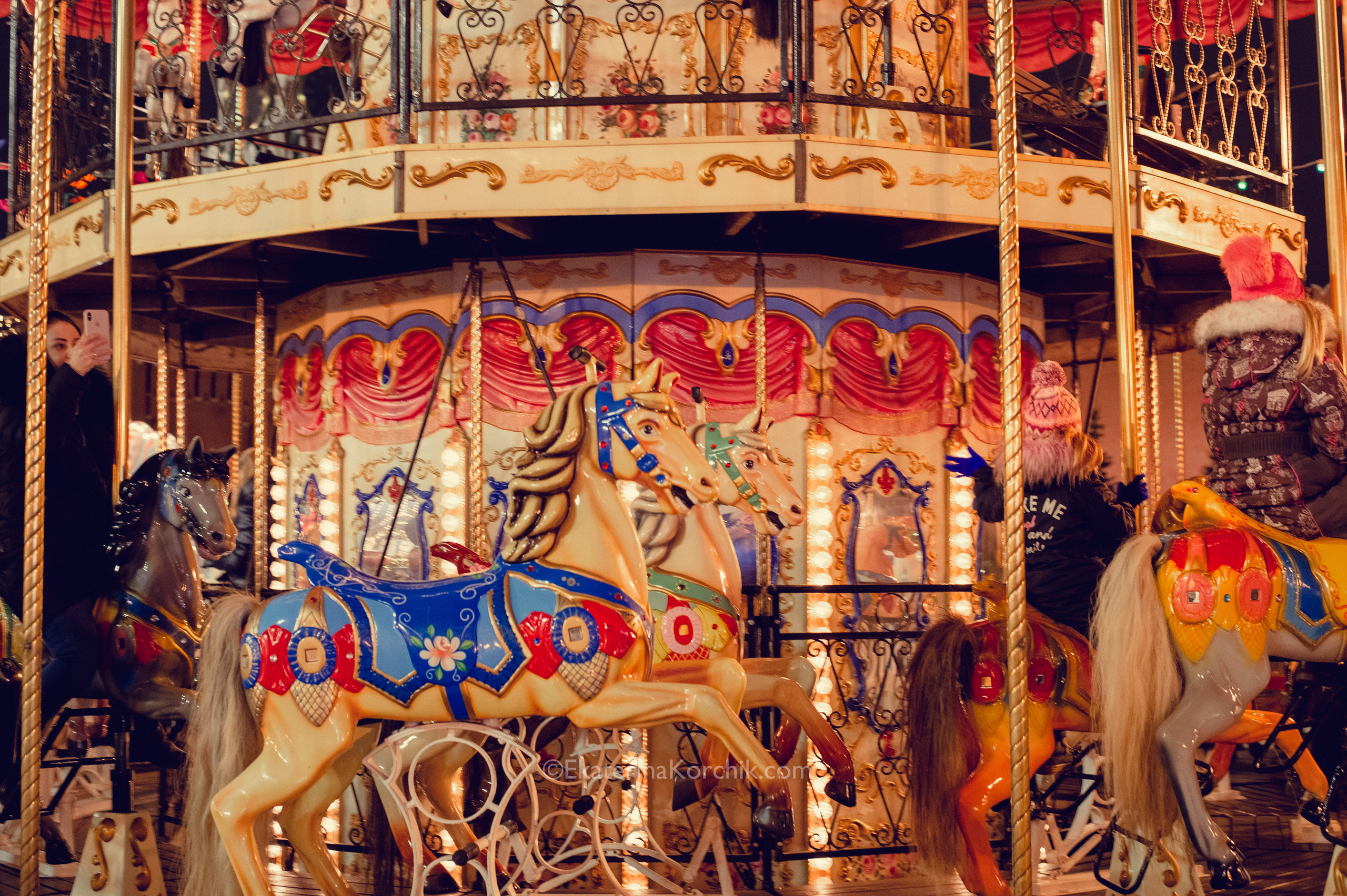 Ночная новогодняя Москва. Портретный фотограф в Москве, Московской области. Деловой портрет