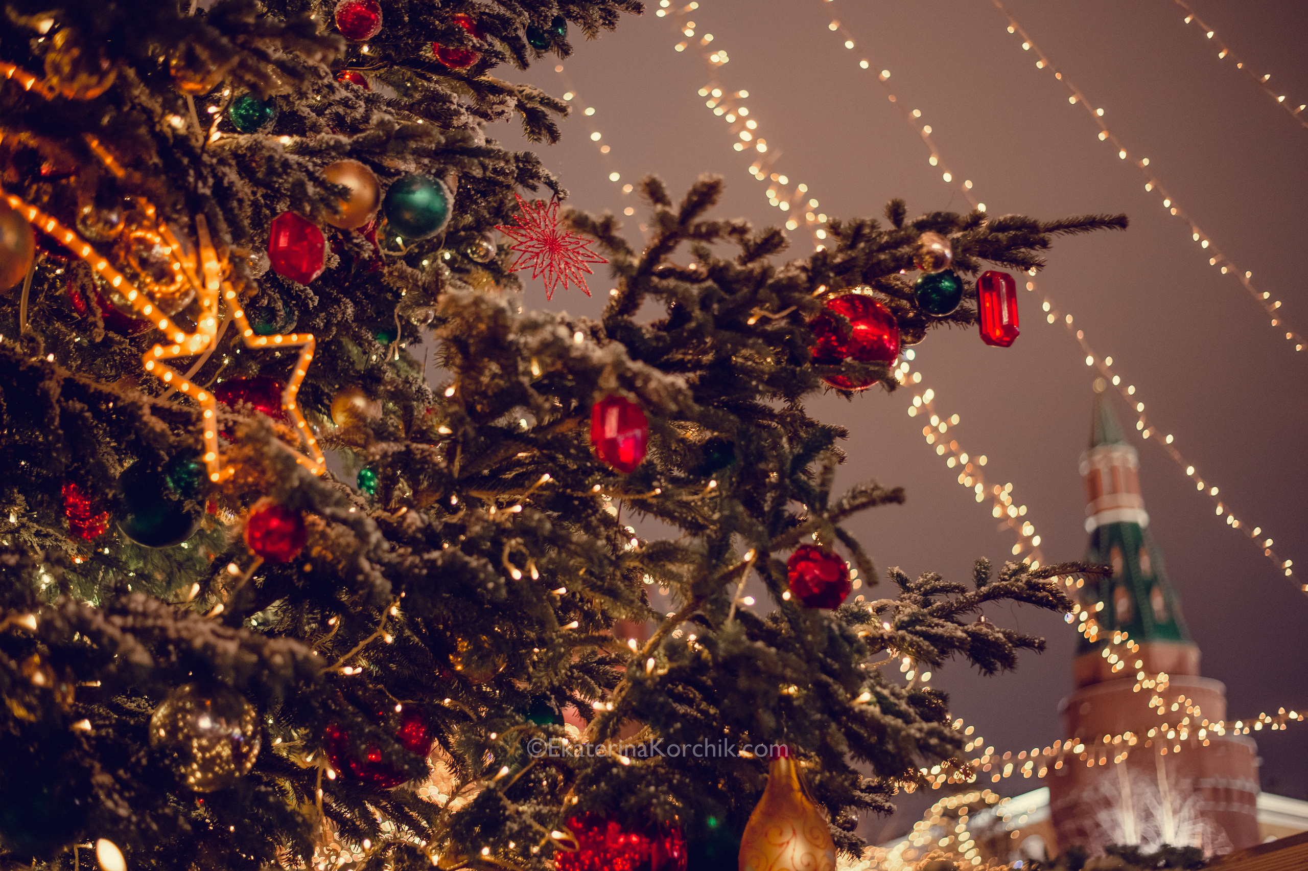 Ночная новогодняя Москва. Портретный фотограф в Москве, Московской области. Деловой портрет