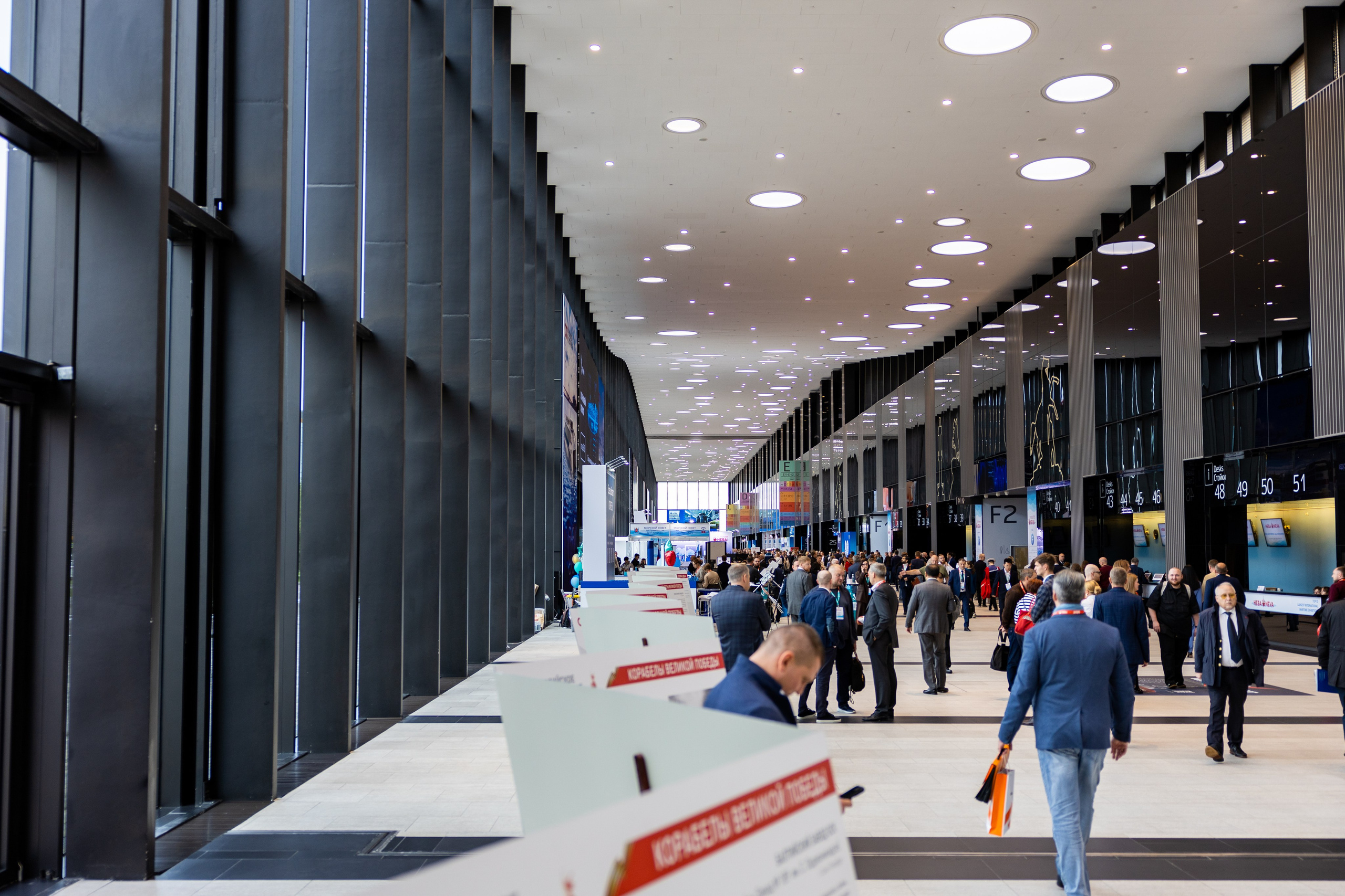 Выставка НЕВА 2025. Репортажный фотограф Санкт-Петербург | Роман Карбышев