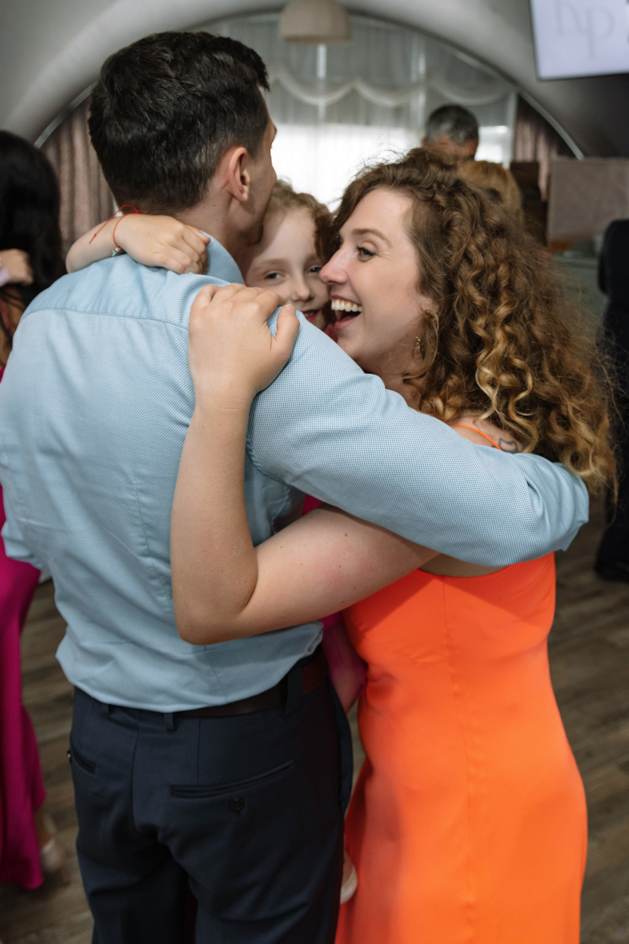 Стильное свадебное платье. Свадебный фотограф и видеограф в Москве, Виктор Архилюк