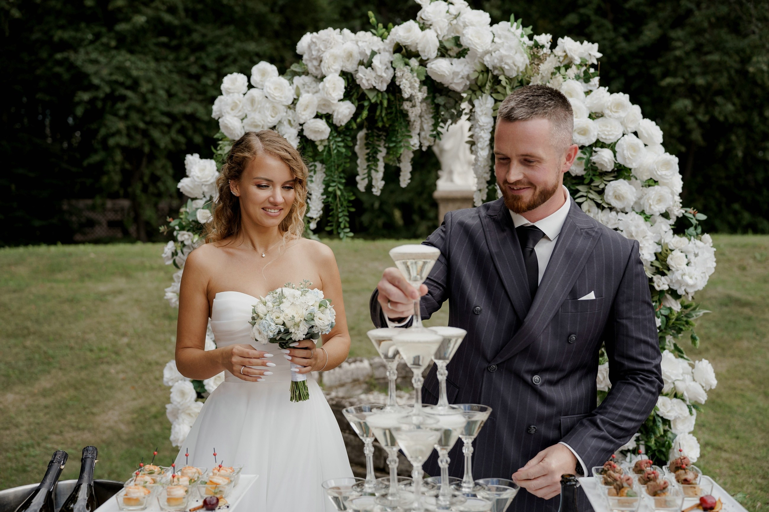 Свадьба в Russo-Balt, усадьба Кусково. Свадебный и семейный фотограф в Москве Светлана Зоткина