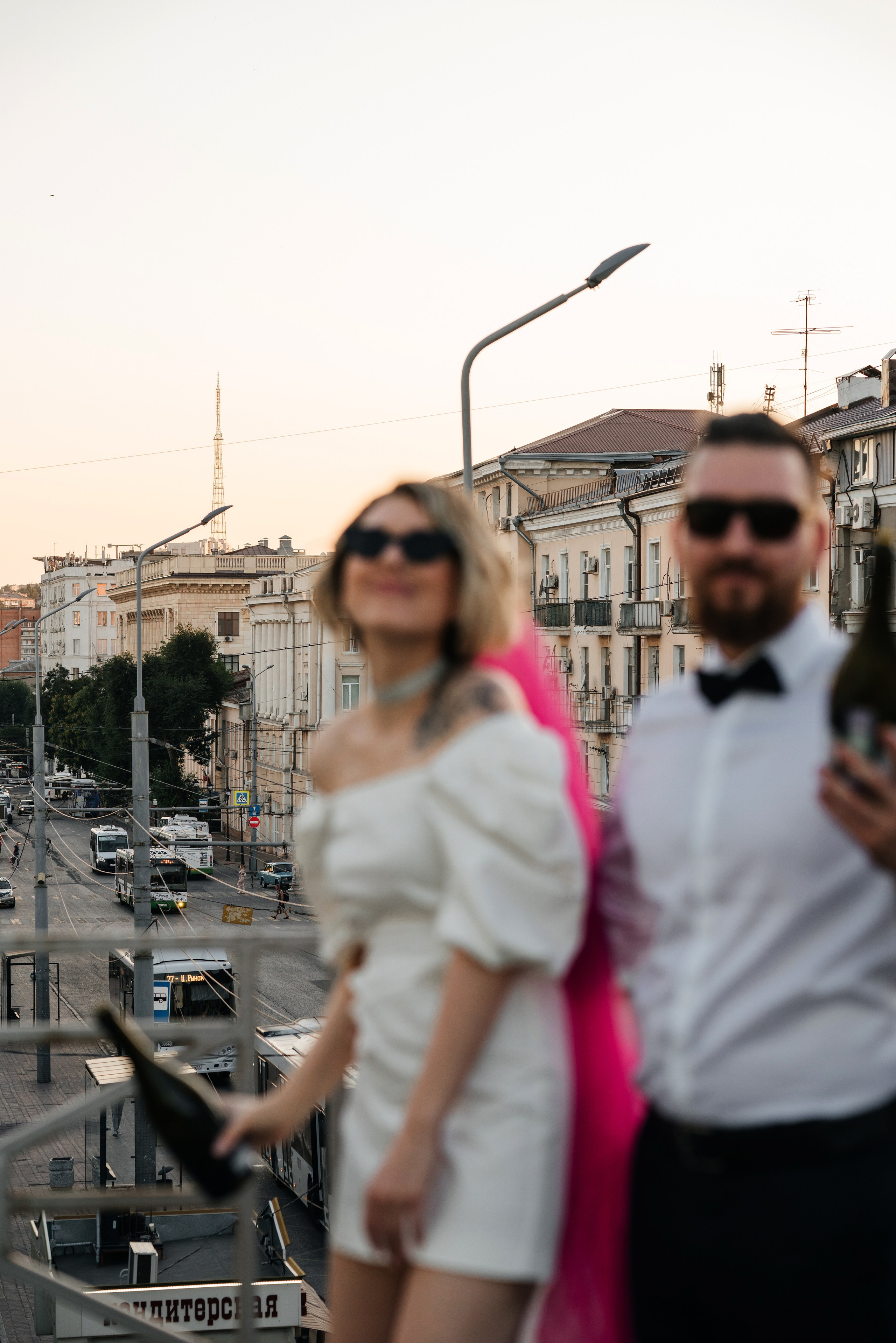 Свадебная прогулка по городу. Денис и Кристина. Свадебный и семейный фотограф Надежда Соловьева