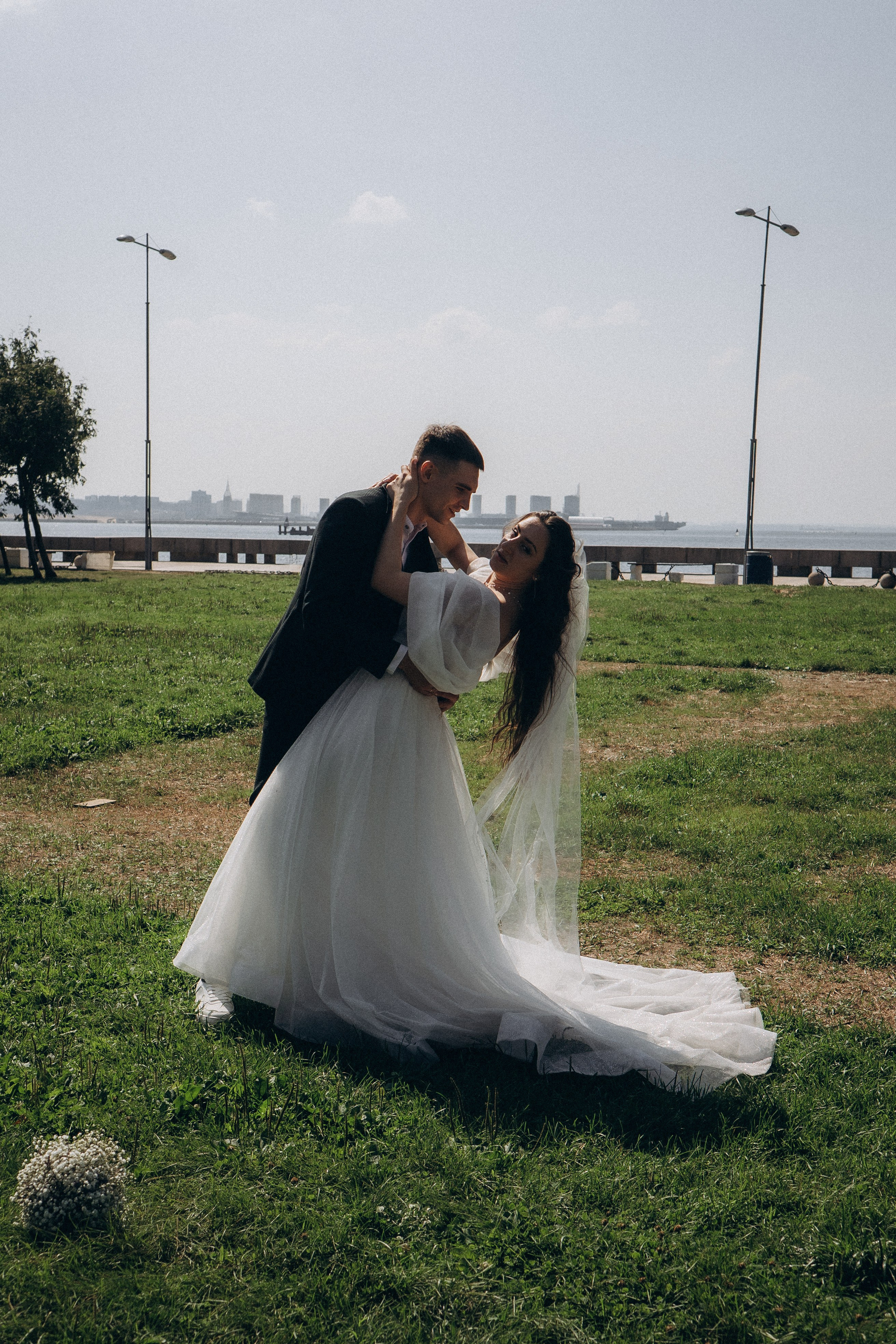 СВАДЕБНАЯ СЬЕМК В ПАРКЕ 300-ЛЕТИЯ. Профессиональный фотограф, Санкт-Петербург — Виктория Богомолова