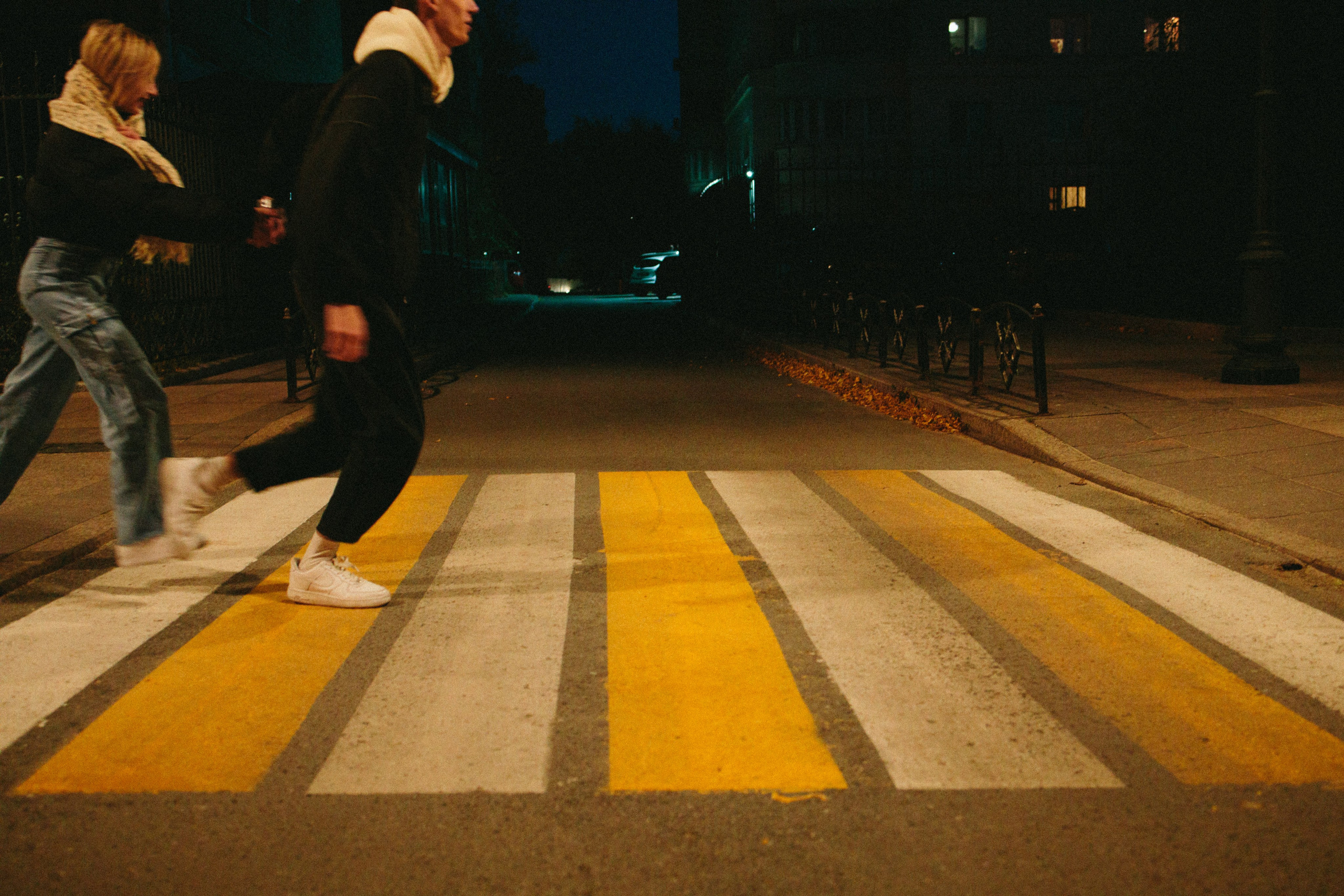 Прогулки по ночному городу. Lifestyle семейный и детский фотограф в Омске Иванова Екатерина