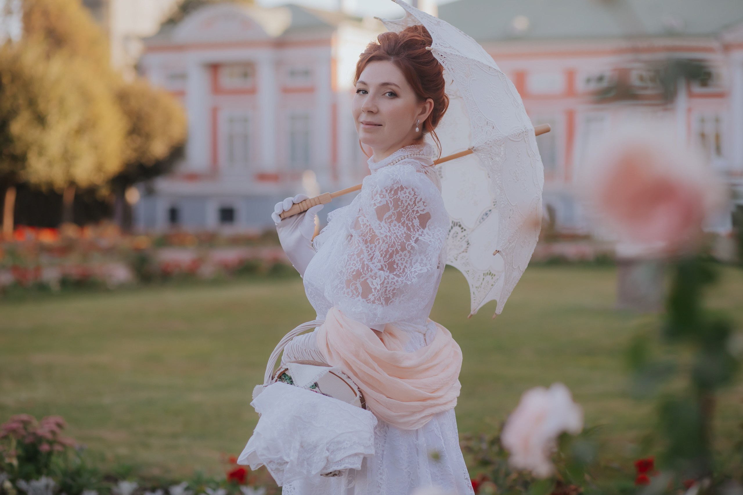 Мария. Тёплый сентябрь в Кусково. Художественная винтажная фотография