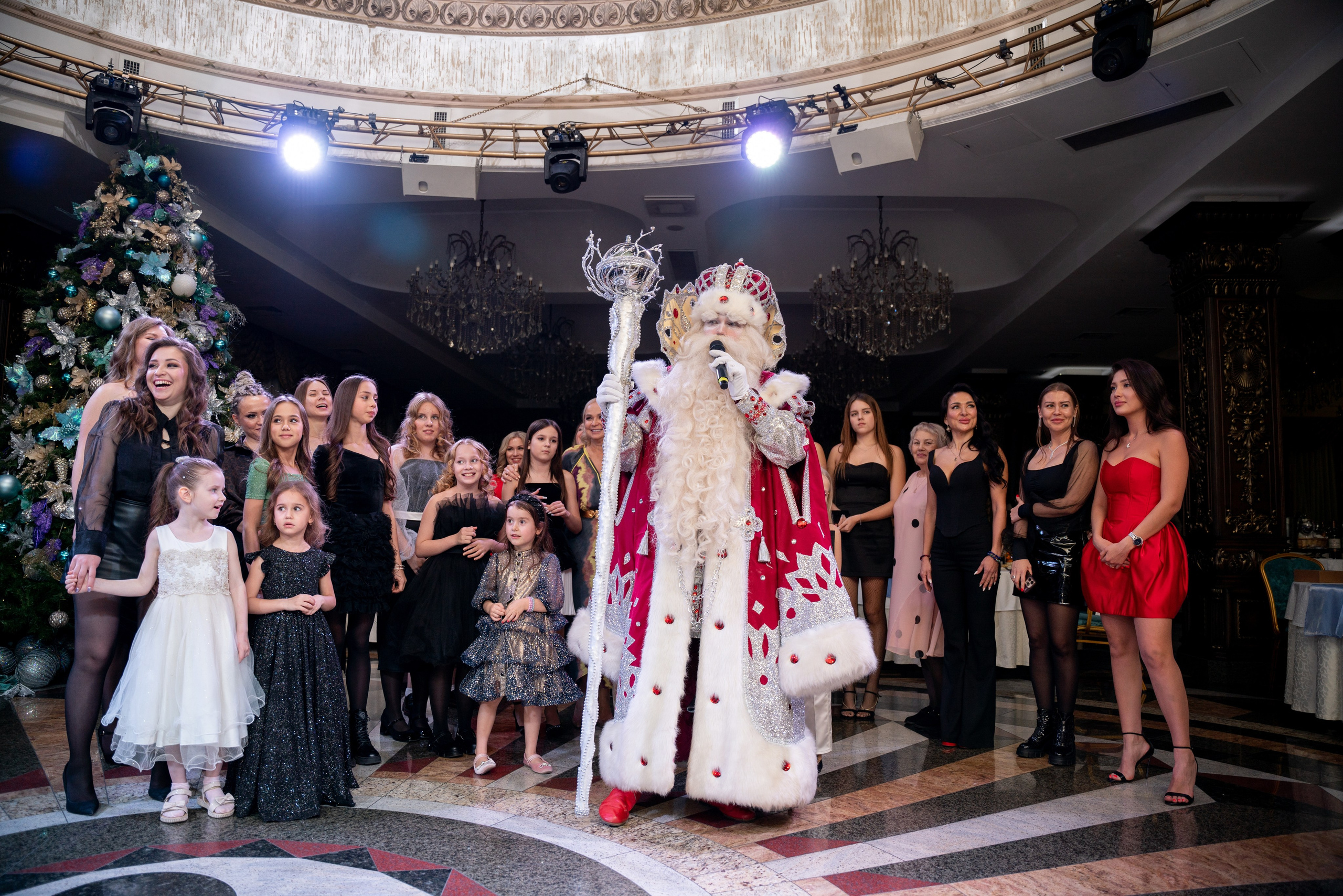 НОВОГОДНЯЯ НОЧЬ 2025 ВИДГОФ. Фотограф на любое мероприятие