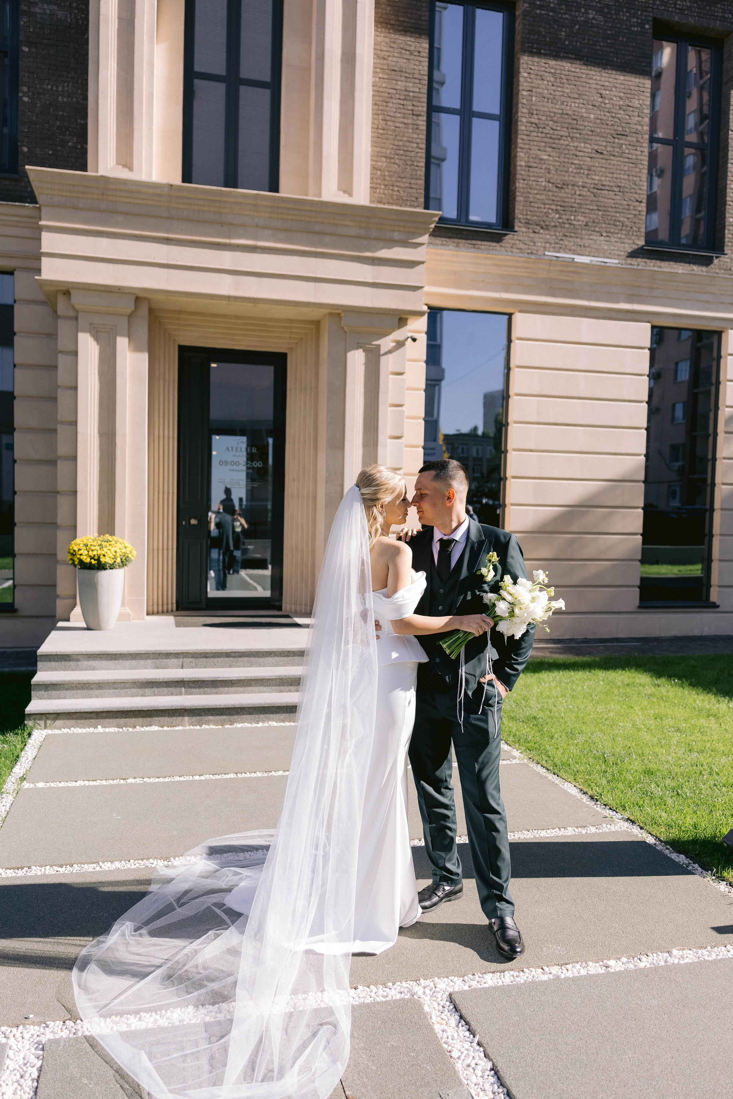 Ангелина, Ефим (прогулка после ЗАГСа). Фотограф в Волгограде Кристина Прохоренко