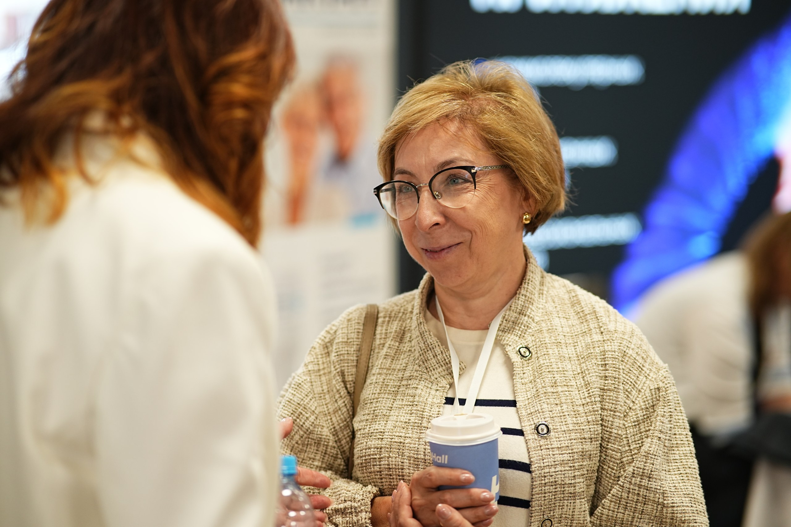 Конференции. Katya Schou