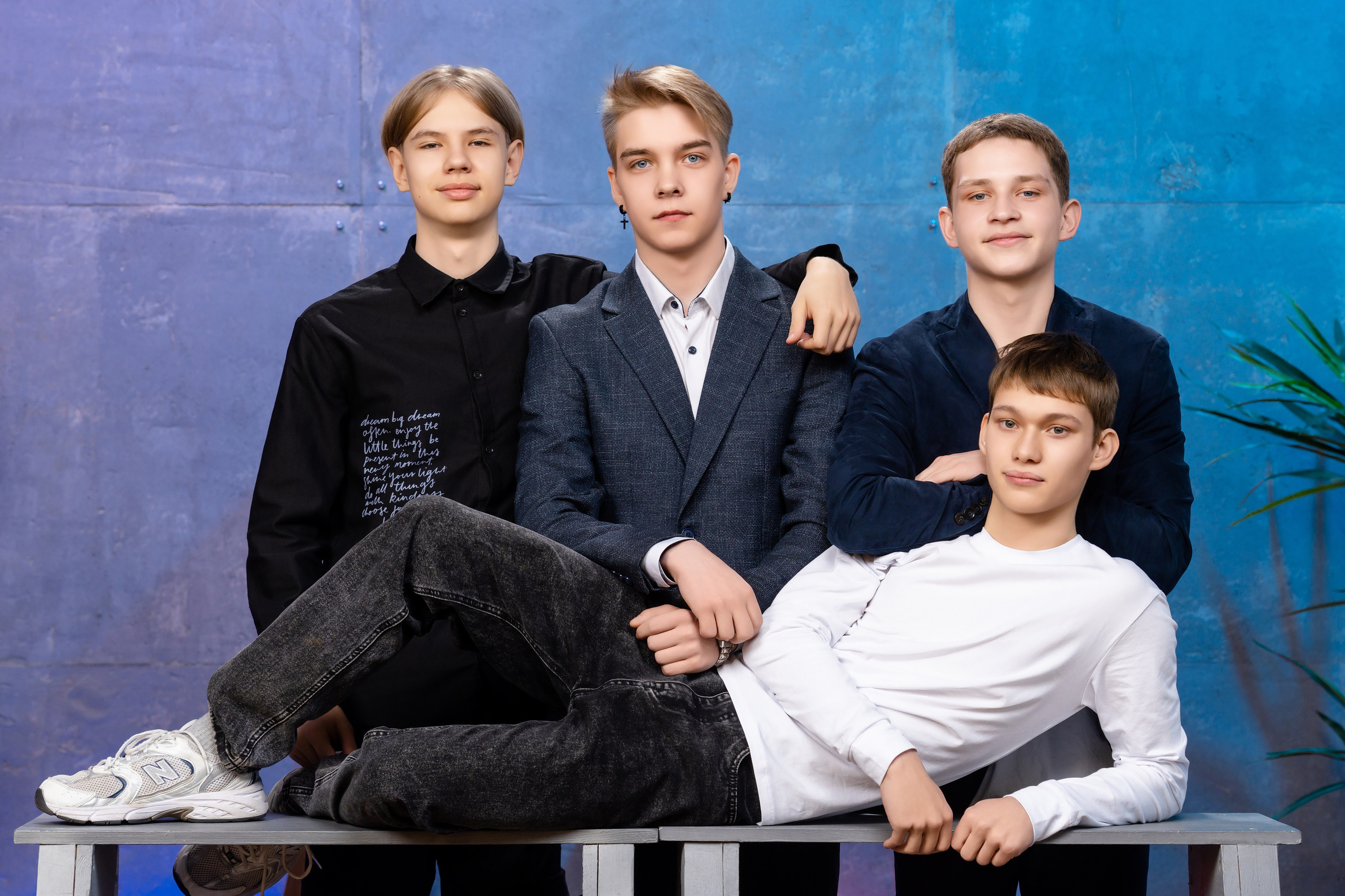 Старшеклассники. Выпускные альбомы от Мамаевых, город Киров