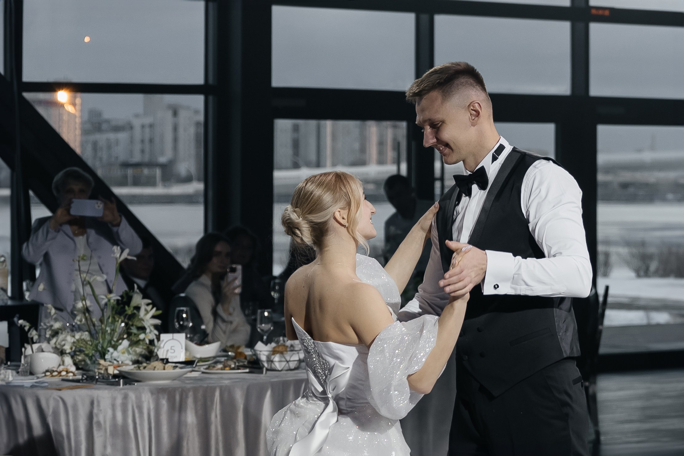 Любовь, Апрель, Питер…. Свадебный  фотограф Юлия Гривцова Москва