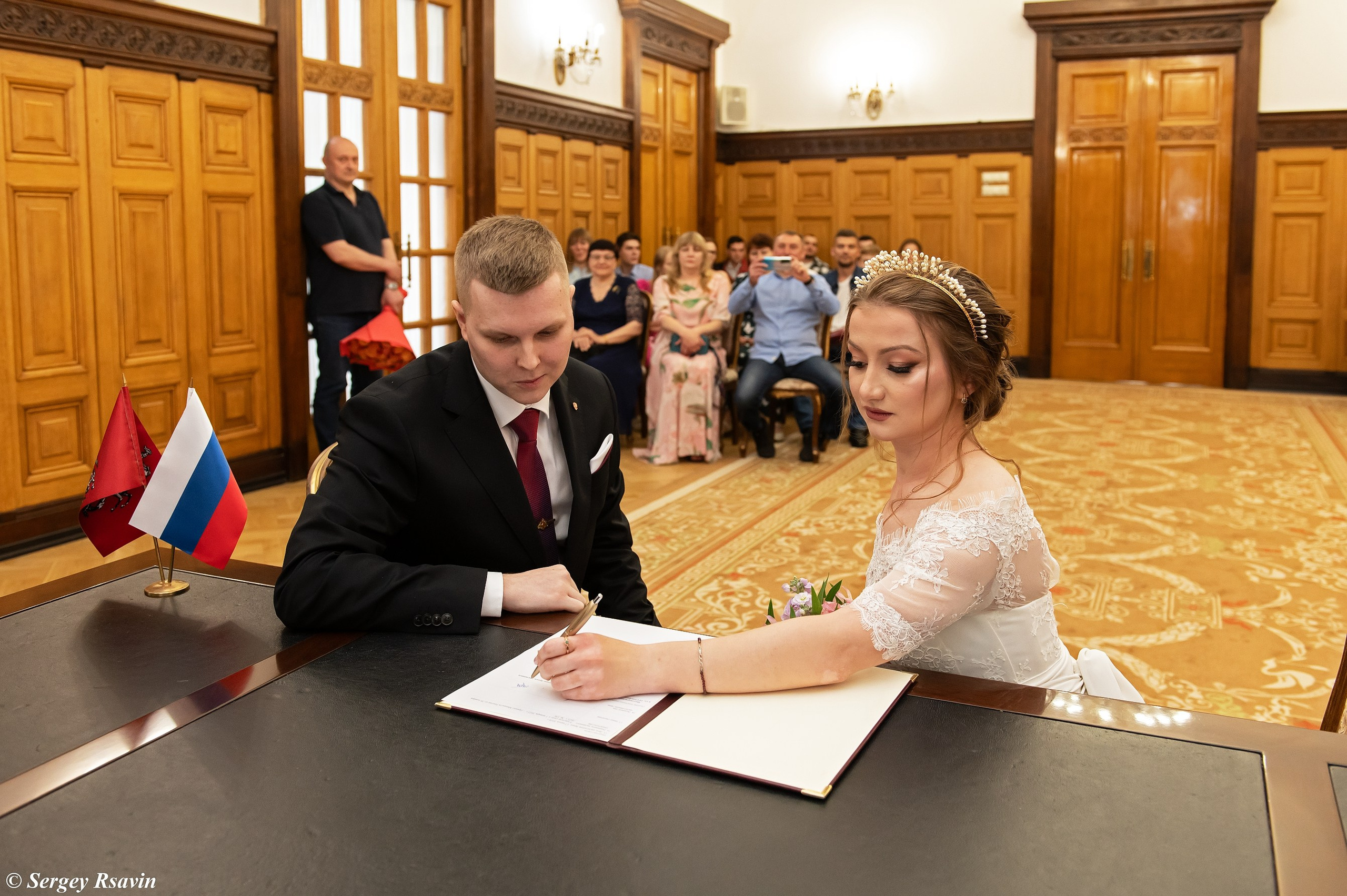 В Грибоедовском ЗАГСе. Фотограф в Москве Сергей Рсавин
