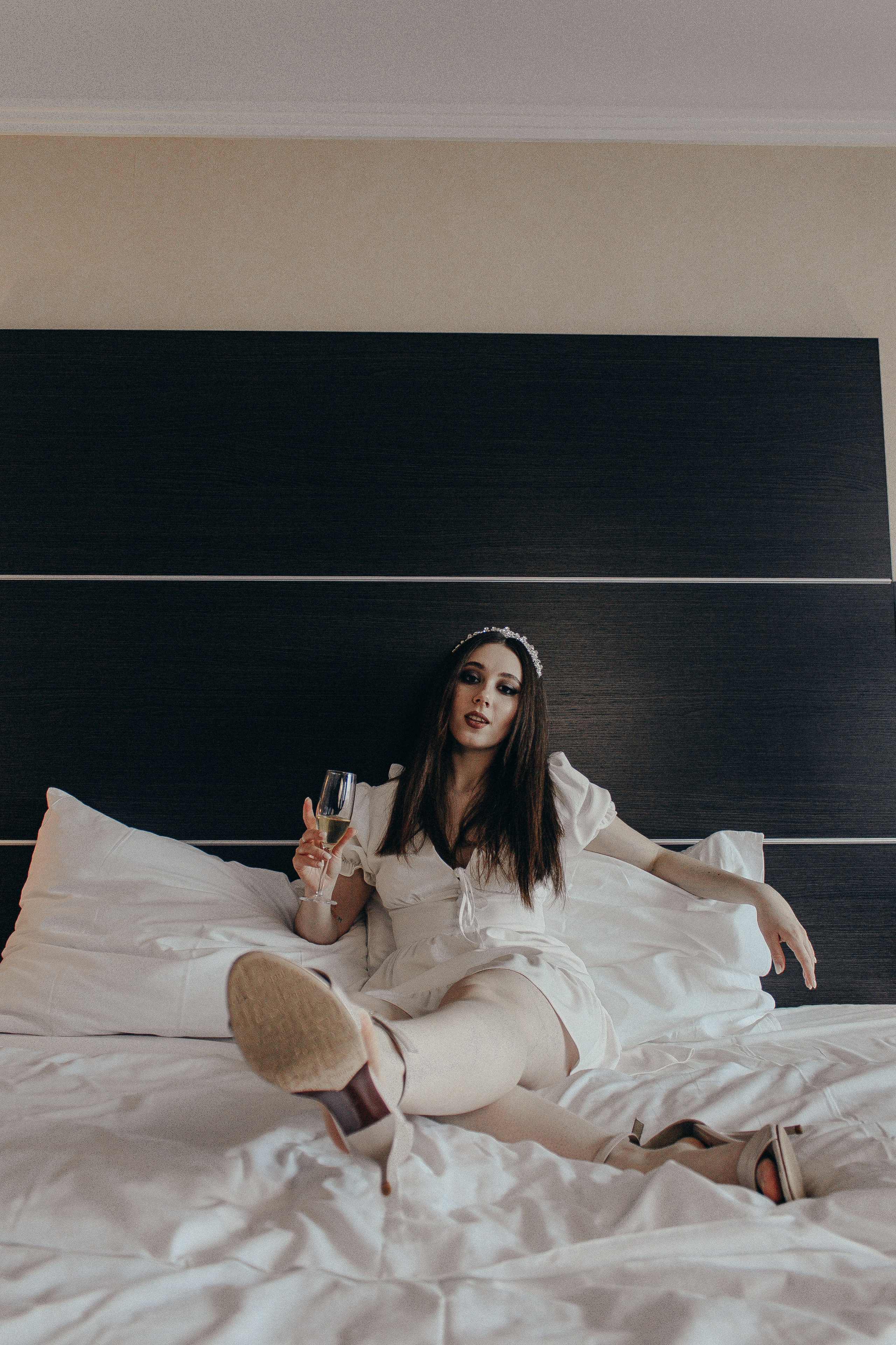 Лиза, авторская съемка в отеле. Бизнес фотограф Ижевск — Назаров Роман