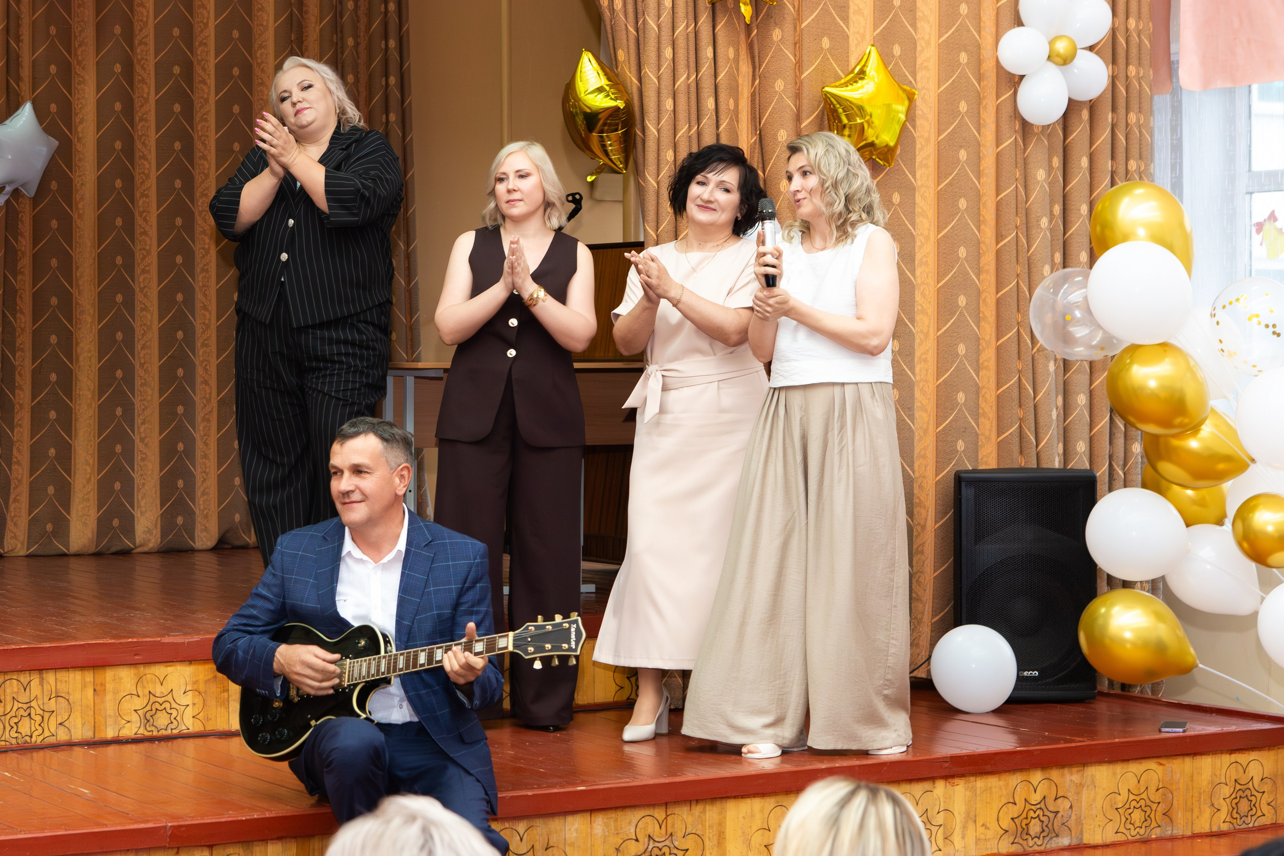 Вручение дипломов 2025 9 ШКОЛА МЦЕНСК. ТВОЙ АЛЬБОМ / ТВОИ ПРАВИЛА