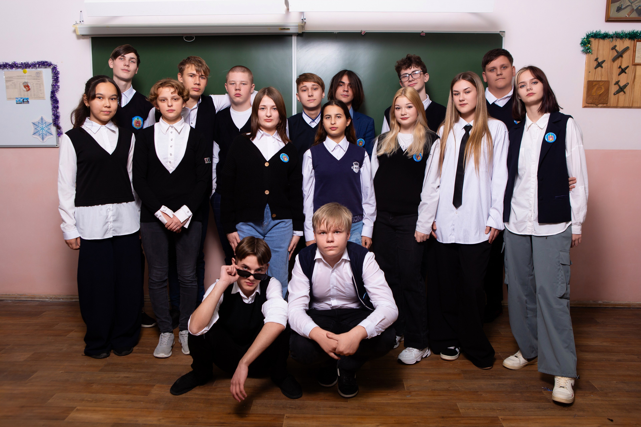 ШКОЛЬНАЯ ФОТОСЕССИЯ ДЛЯ 9 КЛАССА 3 ШКОЛА МЦЕНСК. ТВОЙ АЛЬБОМ / ТВОИ ПРАВИЛА
