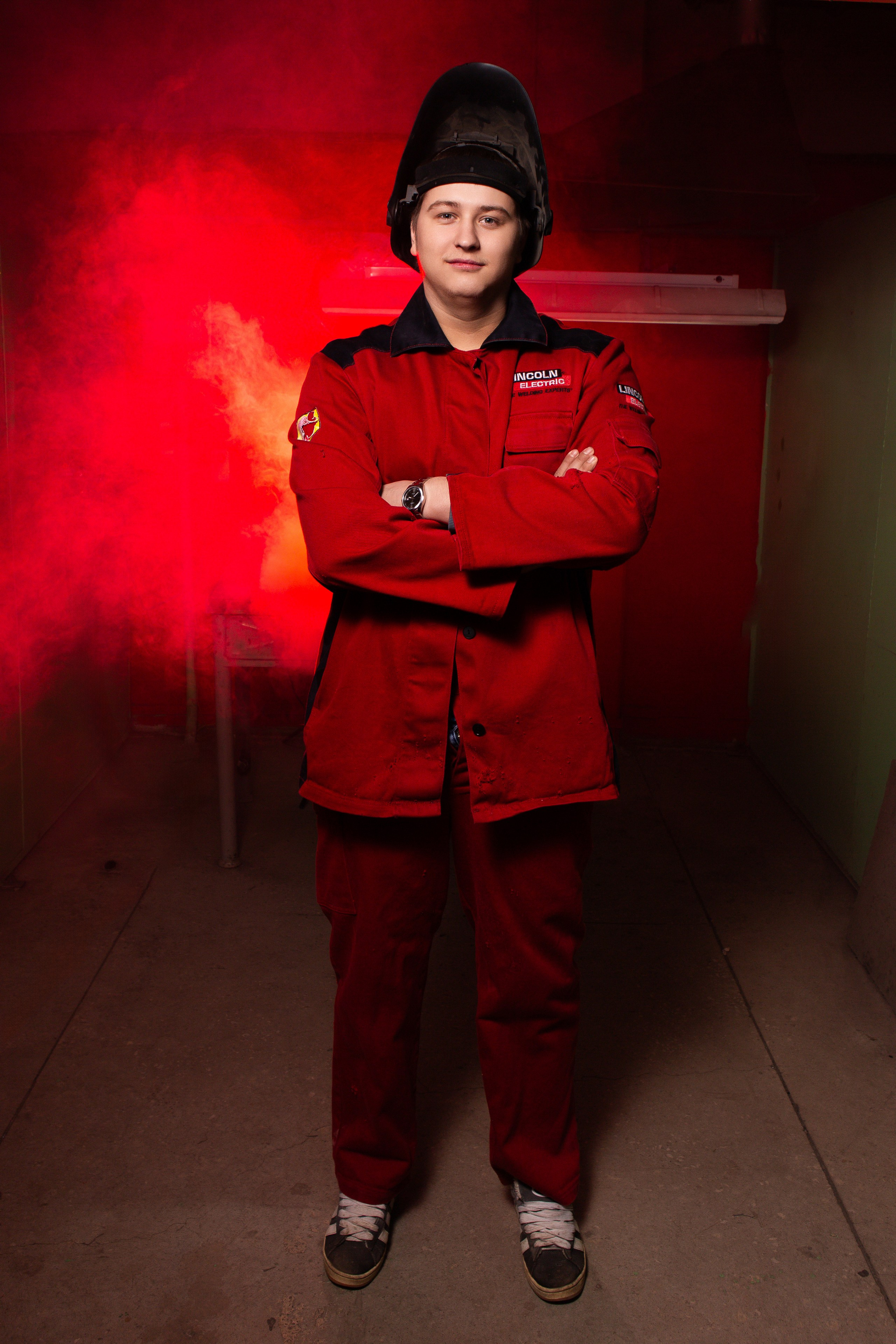 Портретная Фотосессия в Цеху для Выпускников Сварщиков | Твой Альбом Мценск. ТВОЙ АЛЬБОМ / ТВОИ ПРАВИЛА