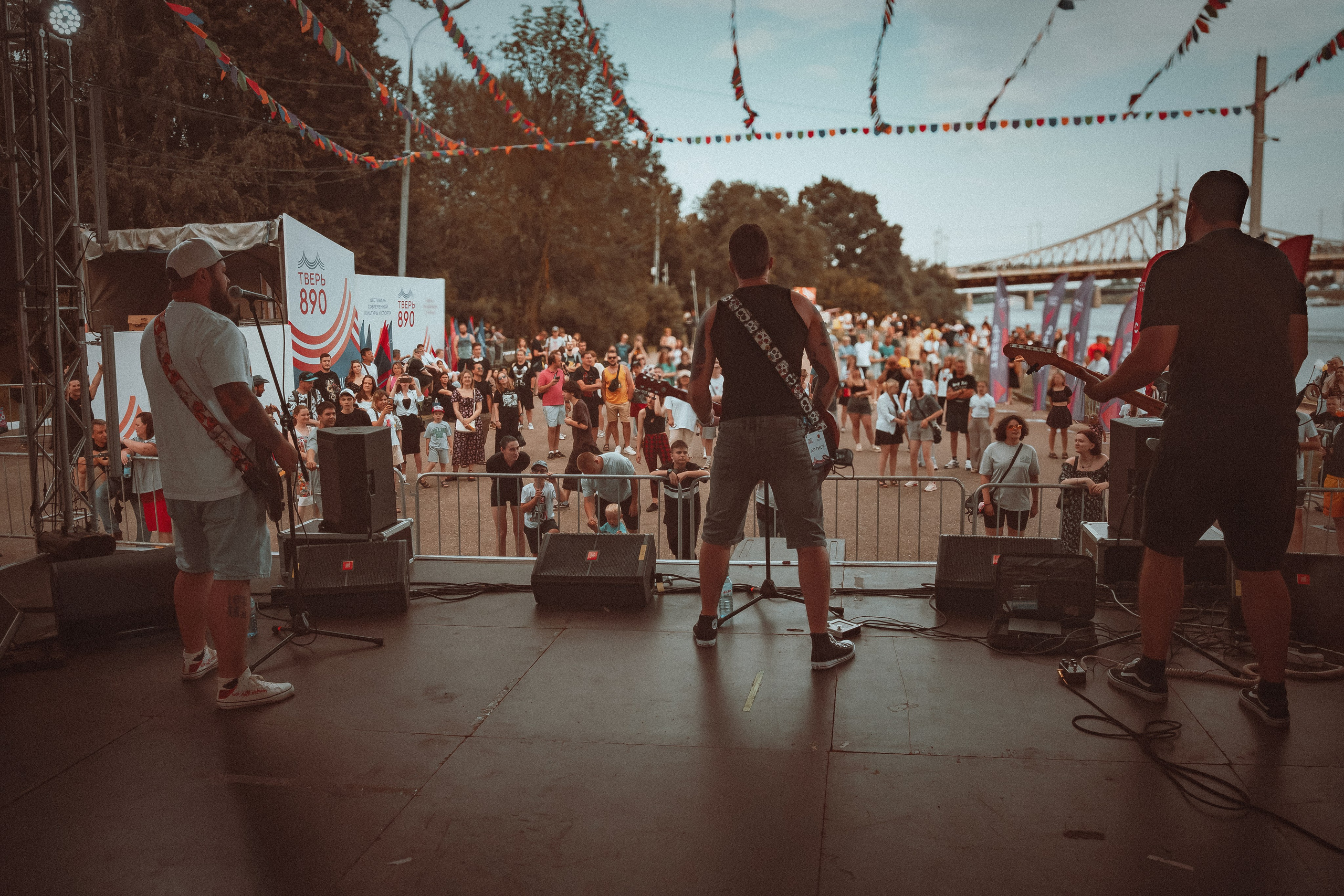 День города 2025, гр. Мама Стифлера. Фотограф Евгений Егоров