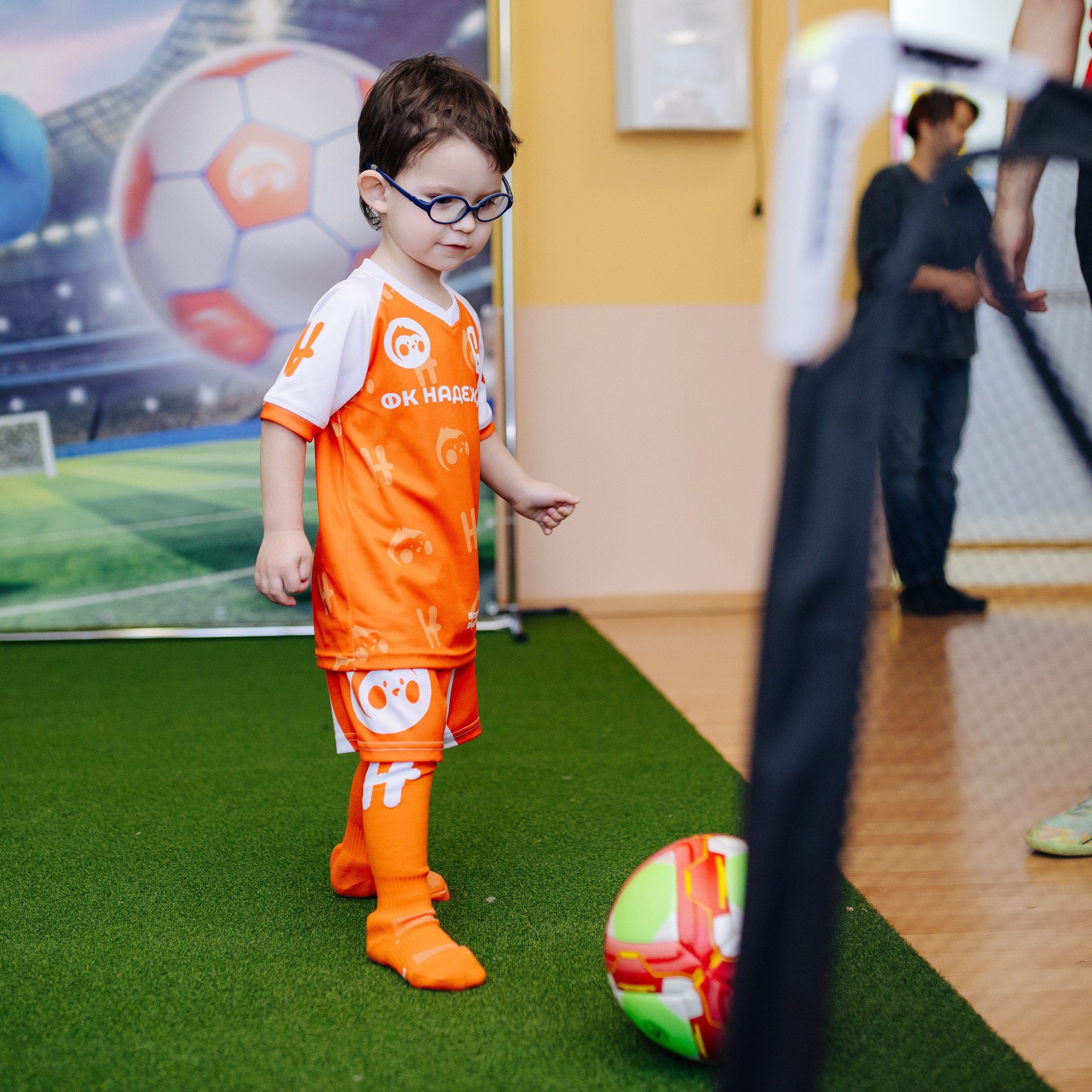 Фотосессия с кубком в детских садах г. Магнитогорска. Денис Прохоров Фотограф в г. Магнитогорск